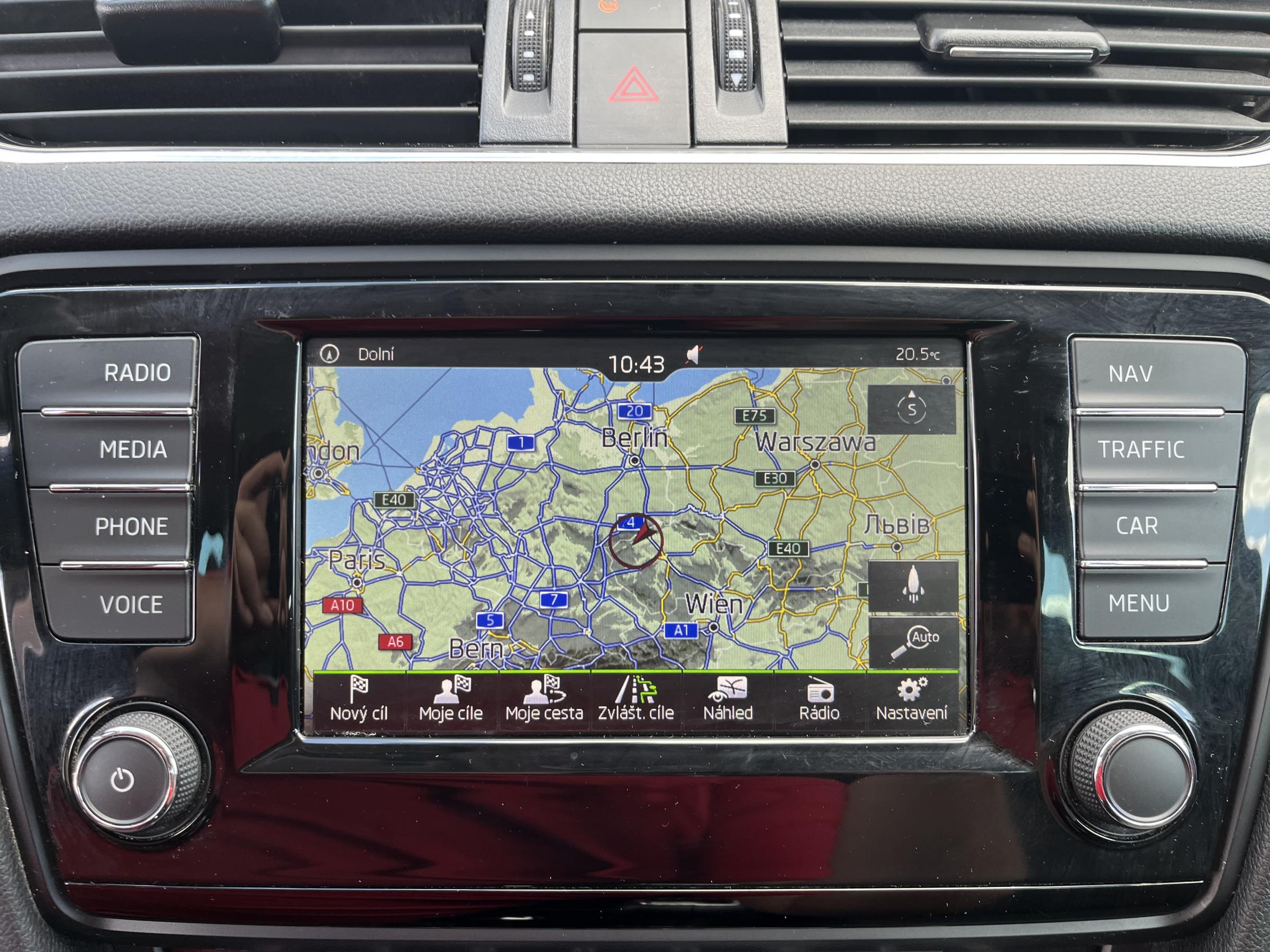 Škoda Octavia III, 2015 - pohled č. 16