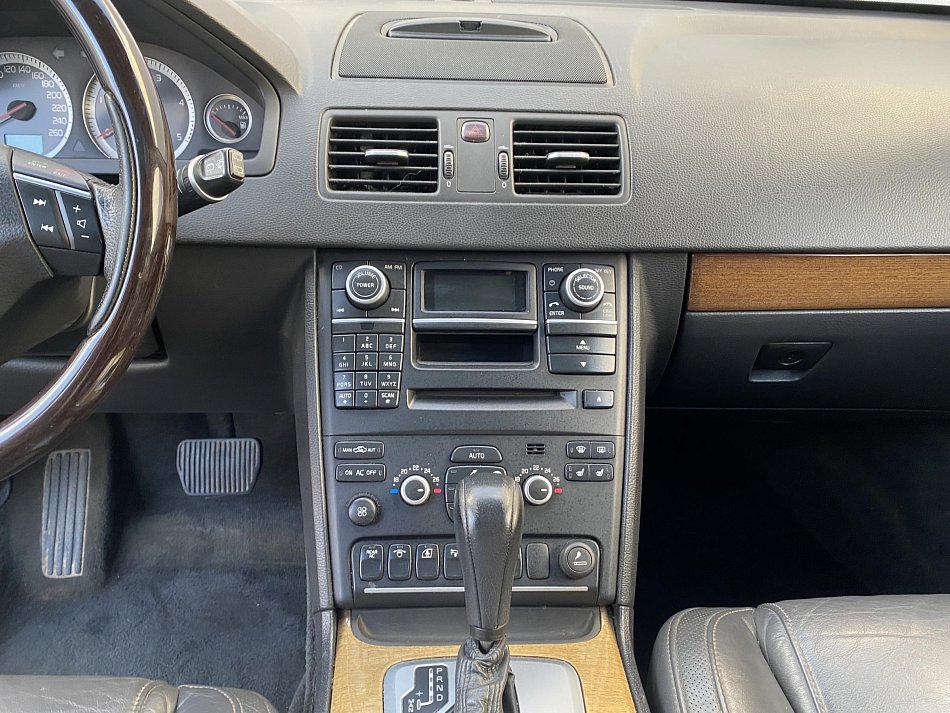 Volvo XC90 2.4 D Summum AWD