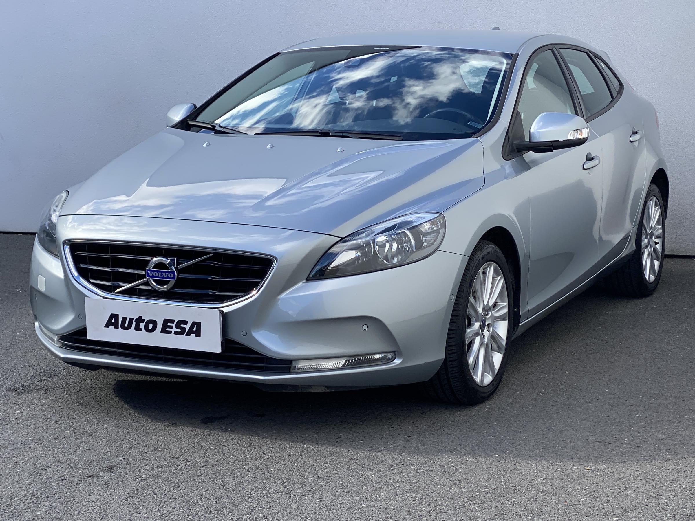 Volvo V40, 2013 - pohled č. 3