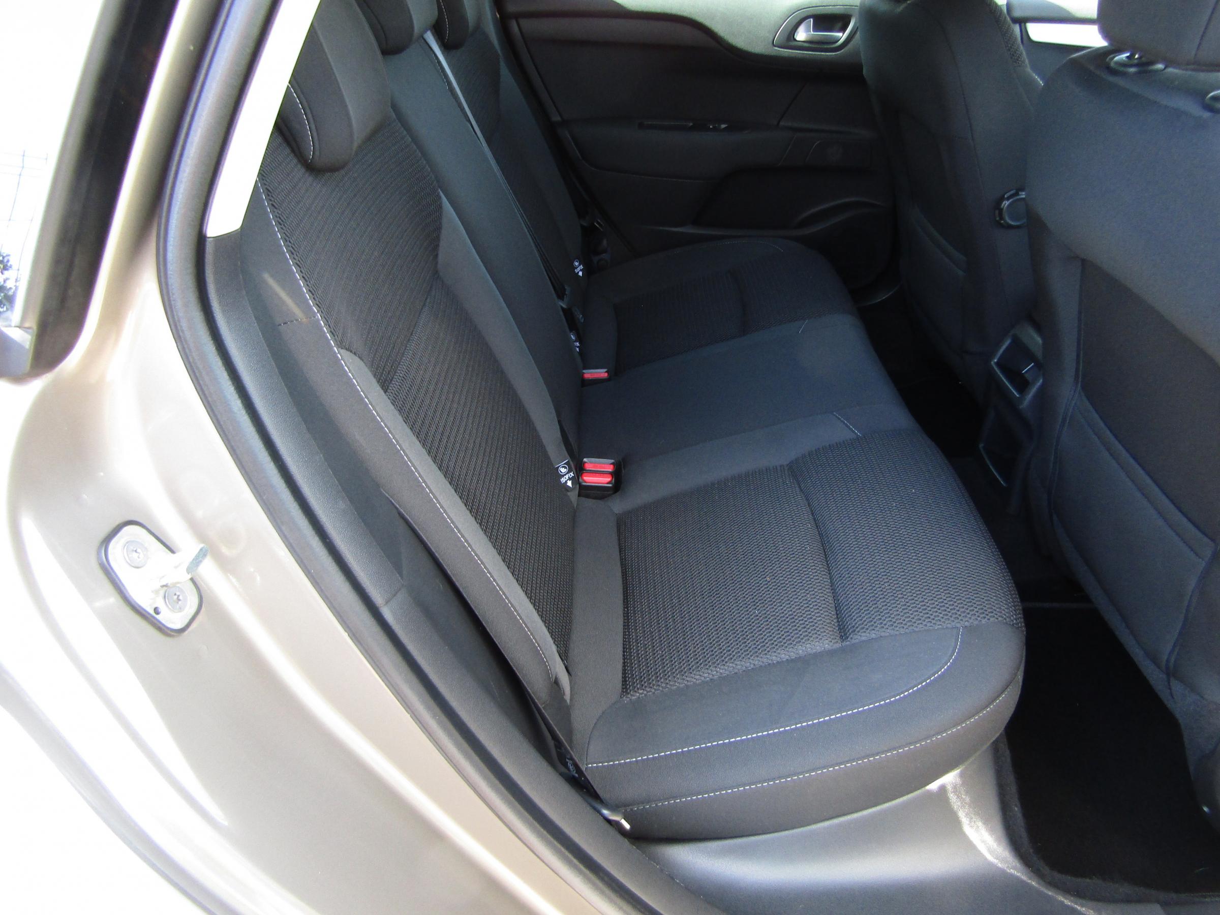 Citroën C4, 2015 - pohled č. 13