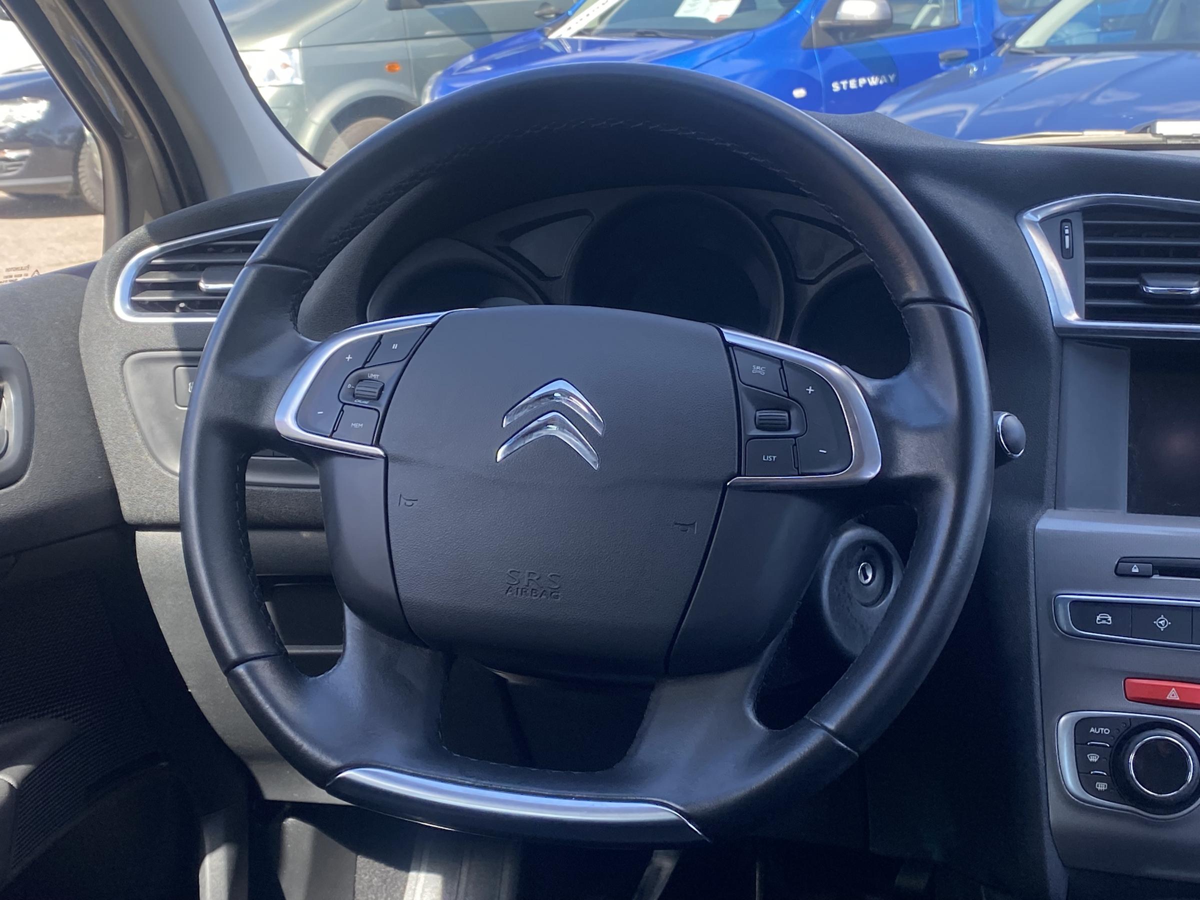 Citroën C4, 2015 - pohled č. 16