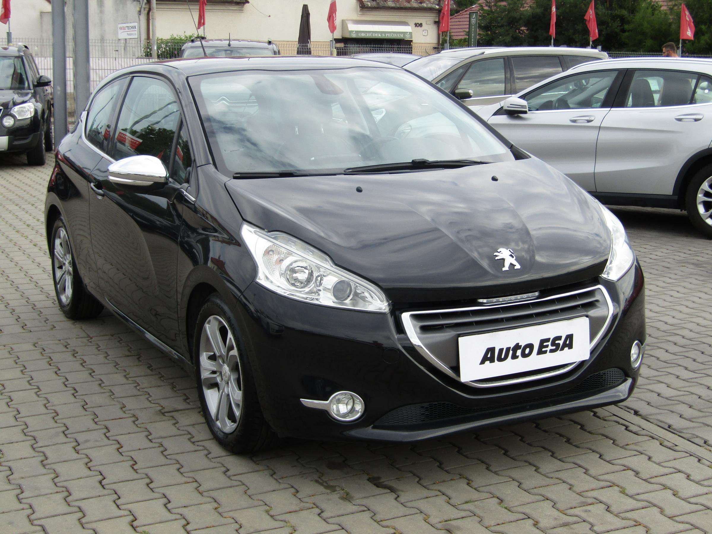 Peugeot 208, 2012 - celkový pohled