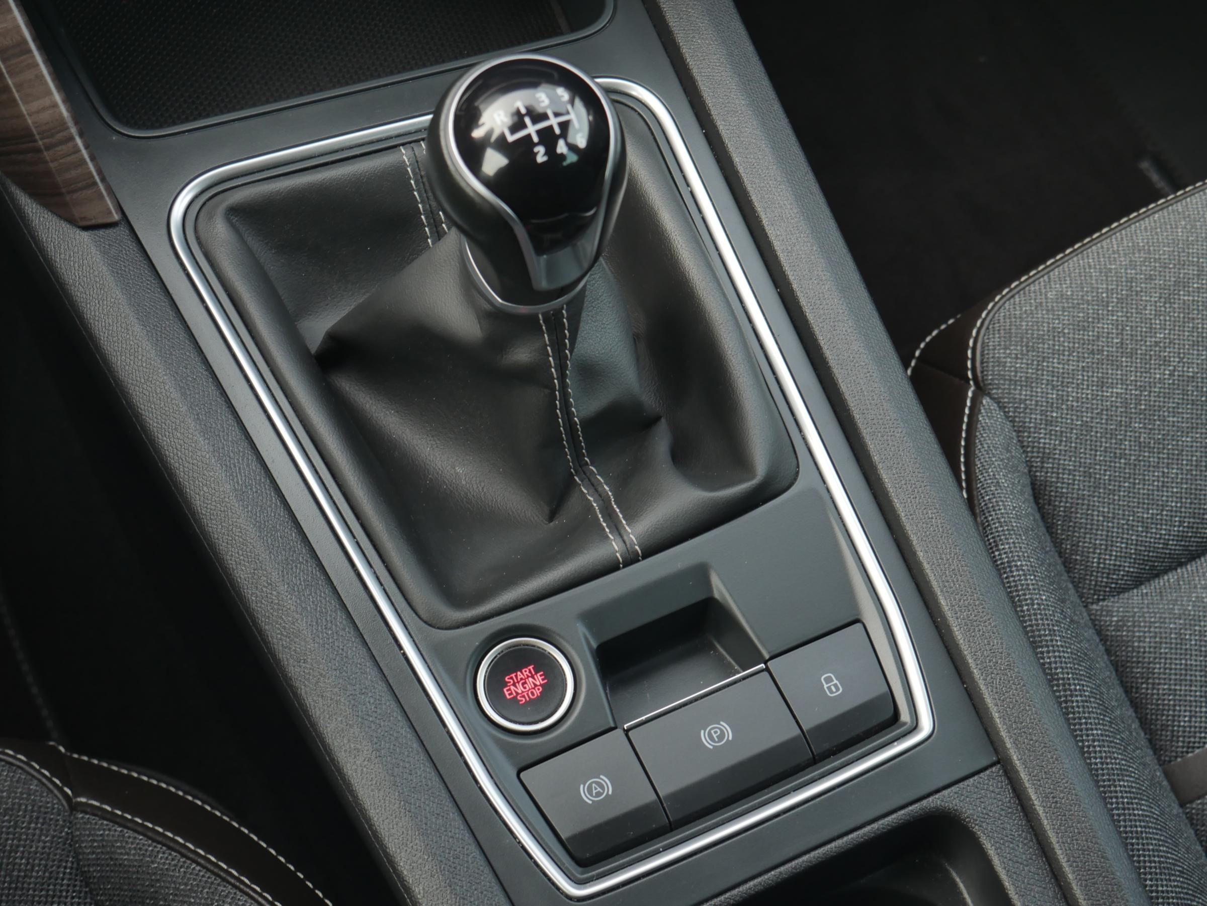 Seat Leon, 2021 - pohled č. 14