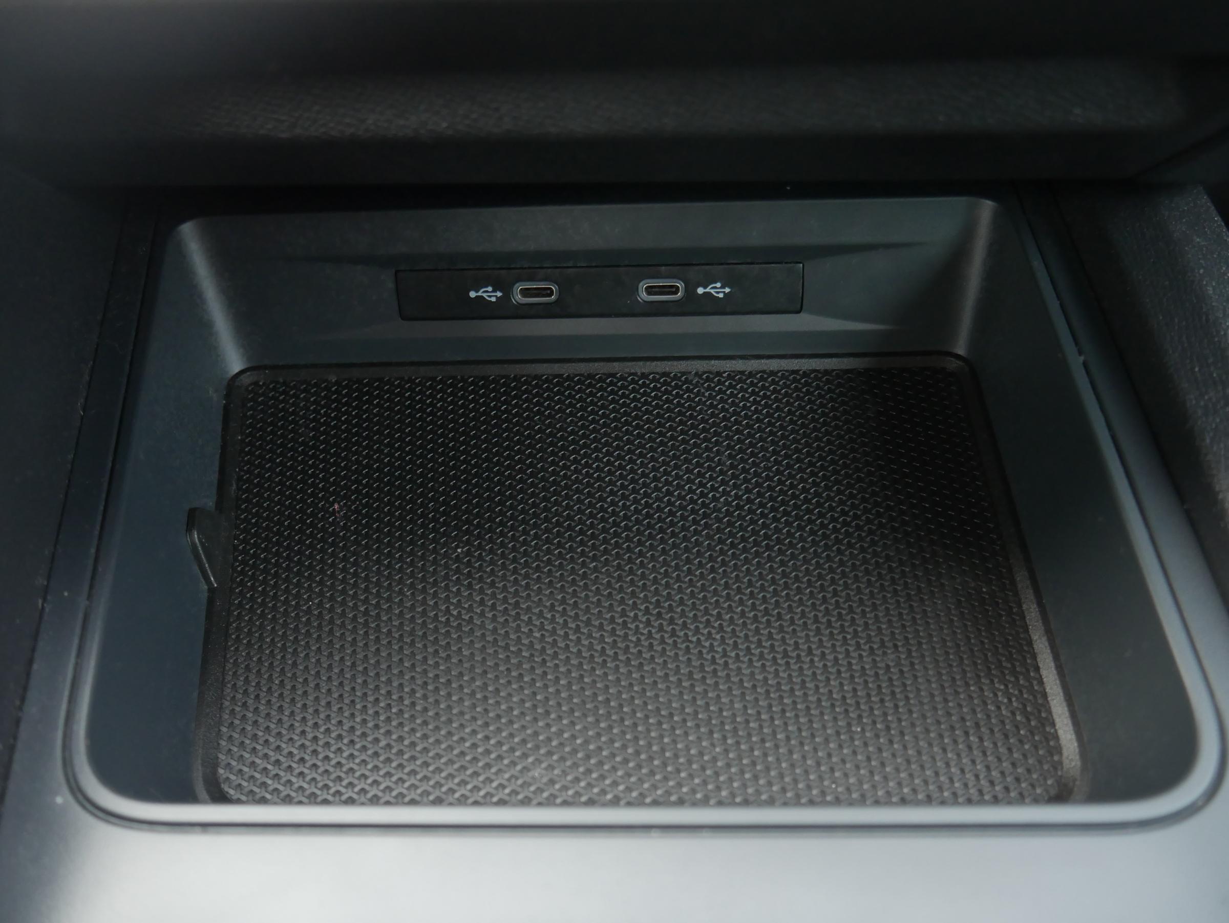 Seat Leon, 2021 - pohled č. 15