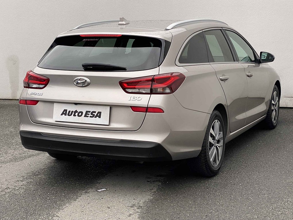 Hyundai I30 1.4 i 