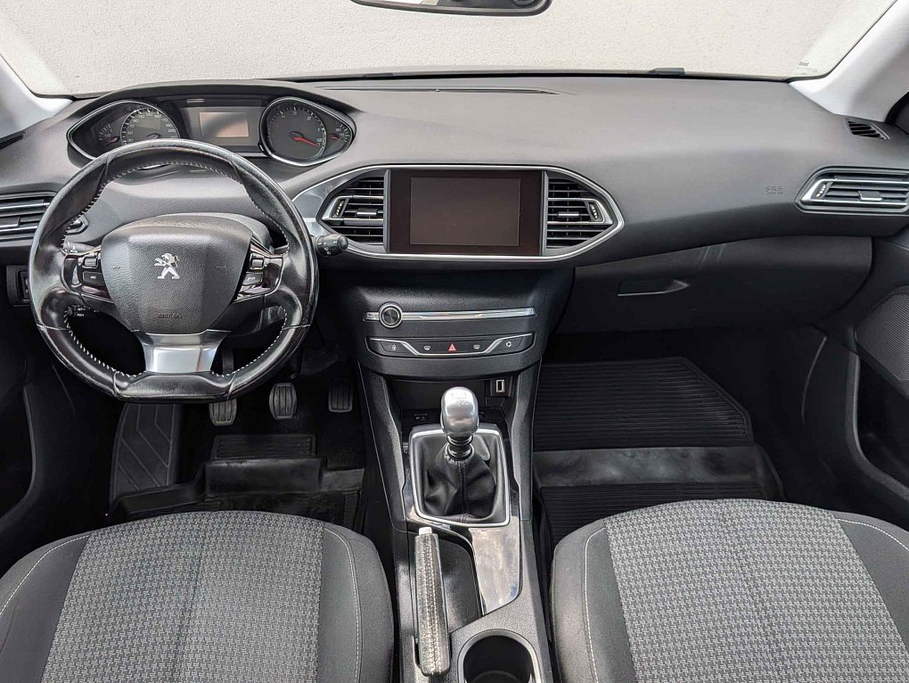 Peugeot 308 1.6 HDi 