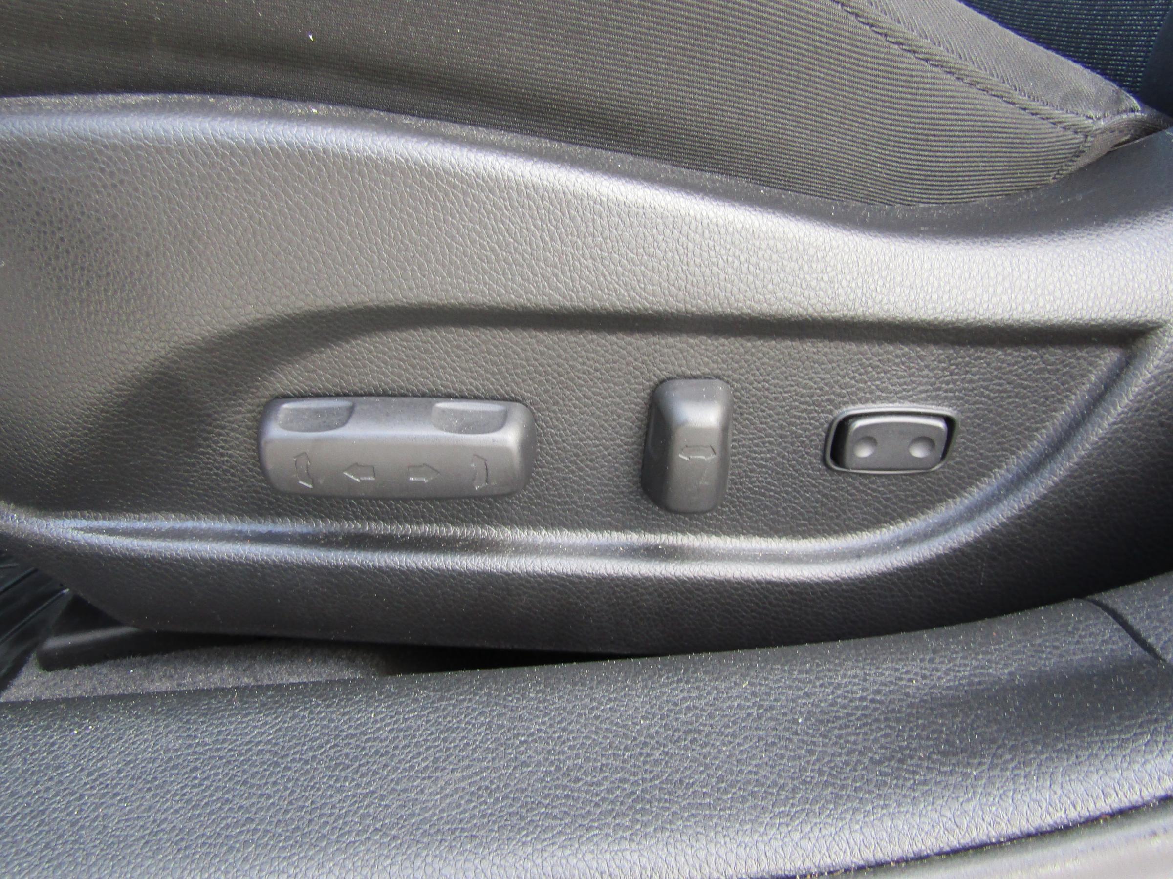 Hyundai i40, 2014 - pohled č. 14