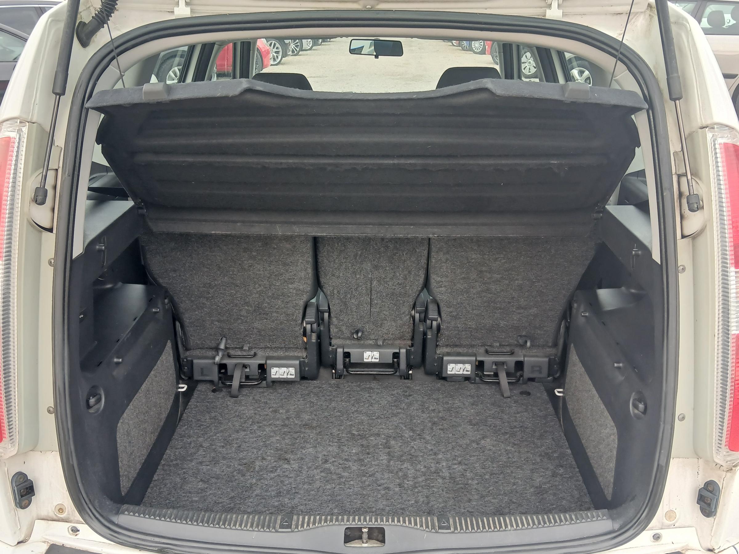 Škoda Roomster, 2008 - pohled č. 7