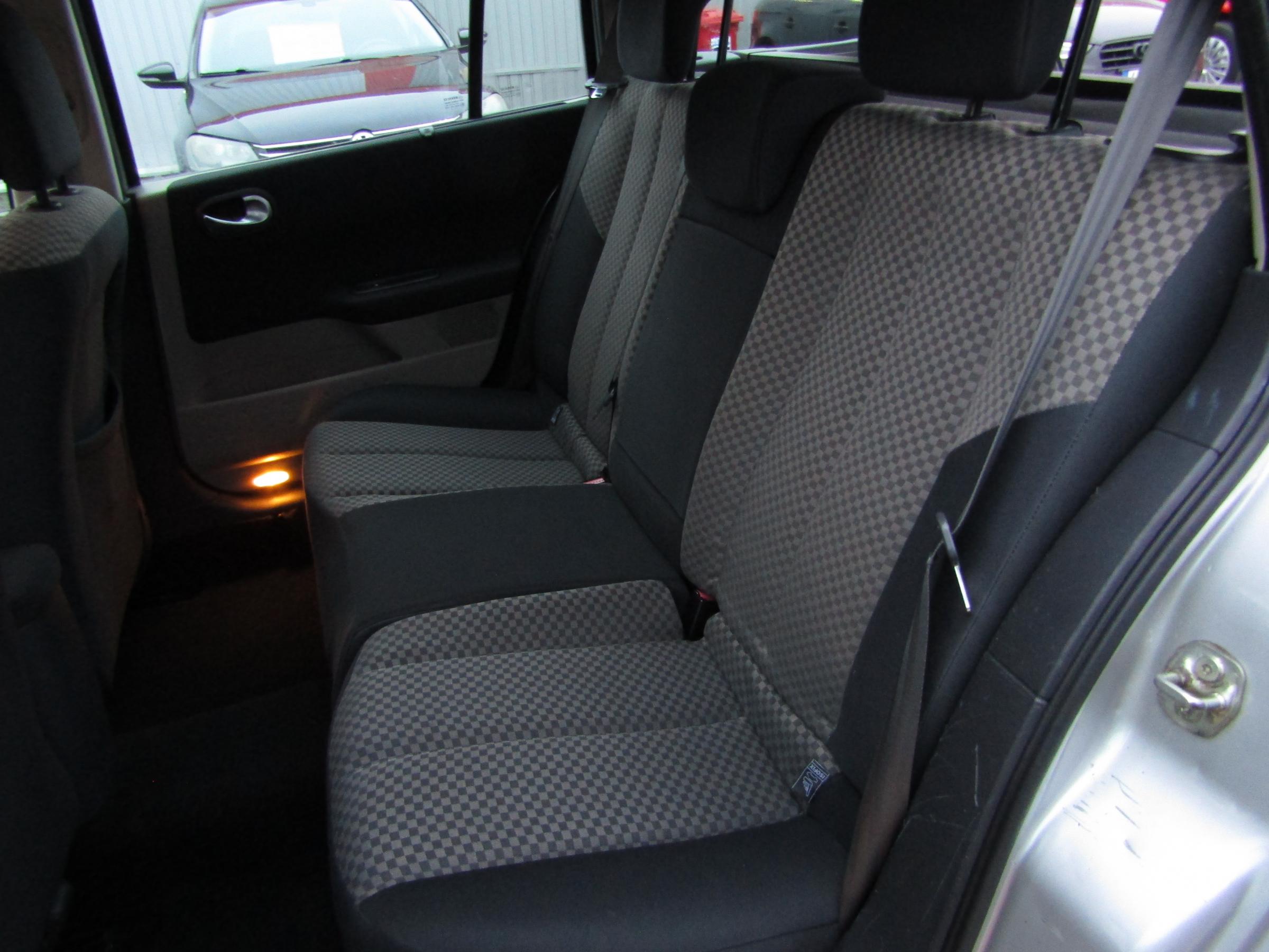 Renault Mégane, 2004 - pohled č. 10