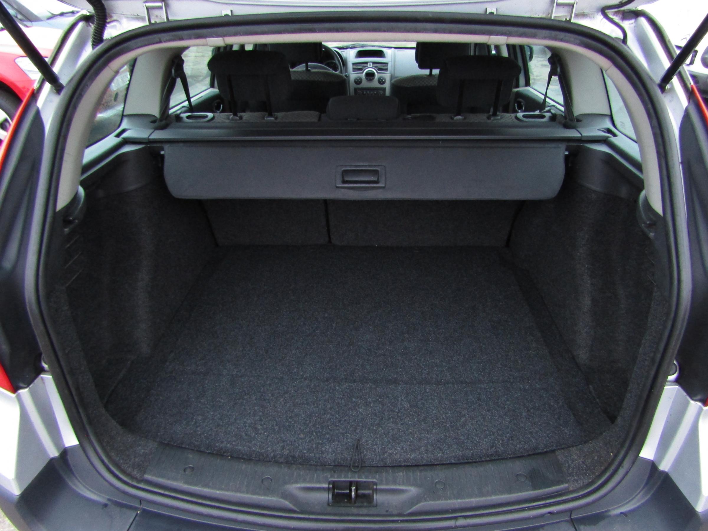 Renault Mégane, 2004 - pohled č. 7