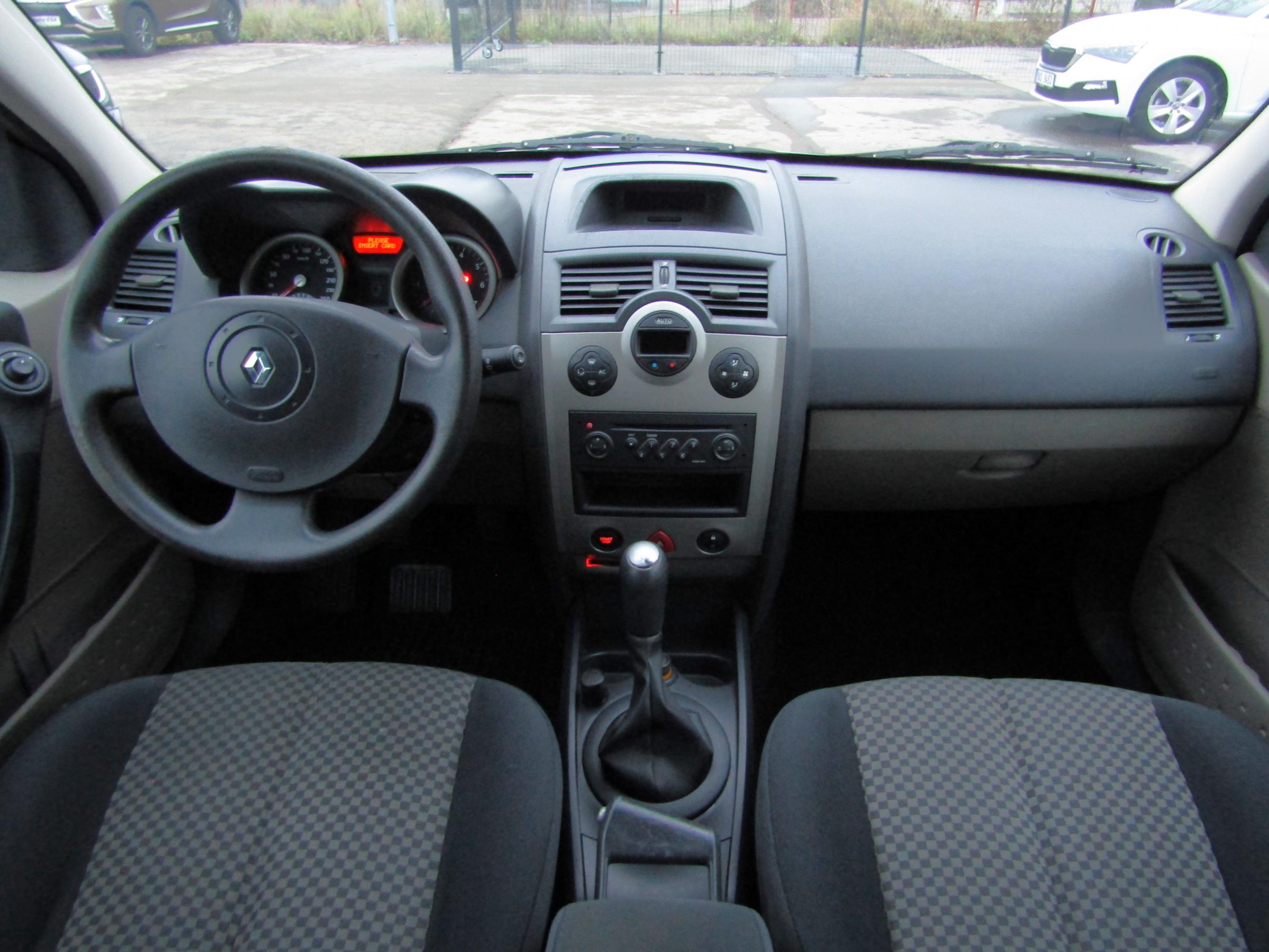 Renault Mégane, 2004 - pohled č. 8