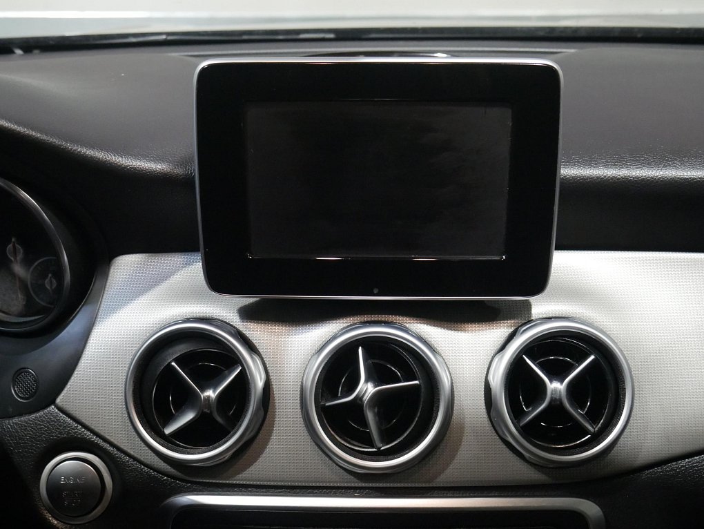 Mercedes-Benz GLA 2.2d  GLA200d