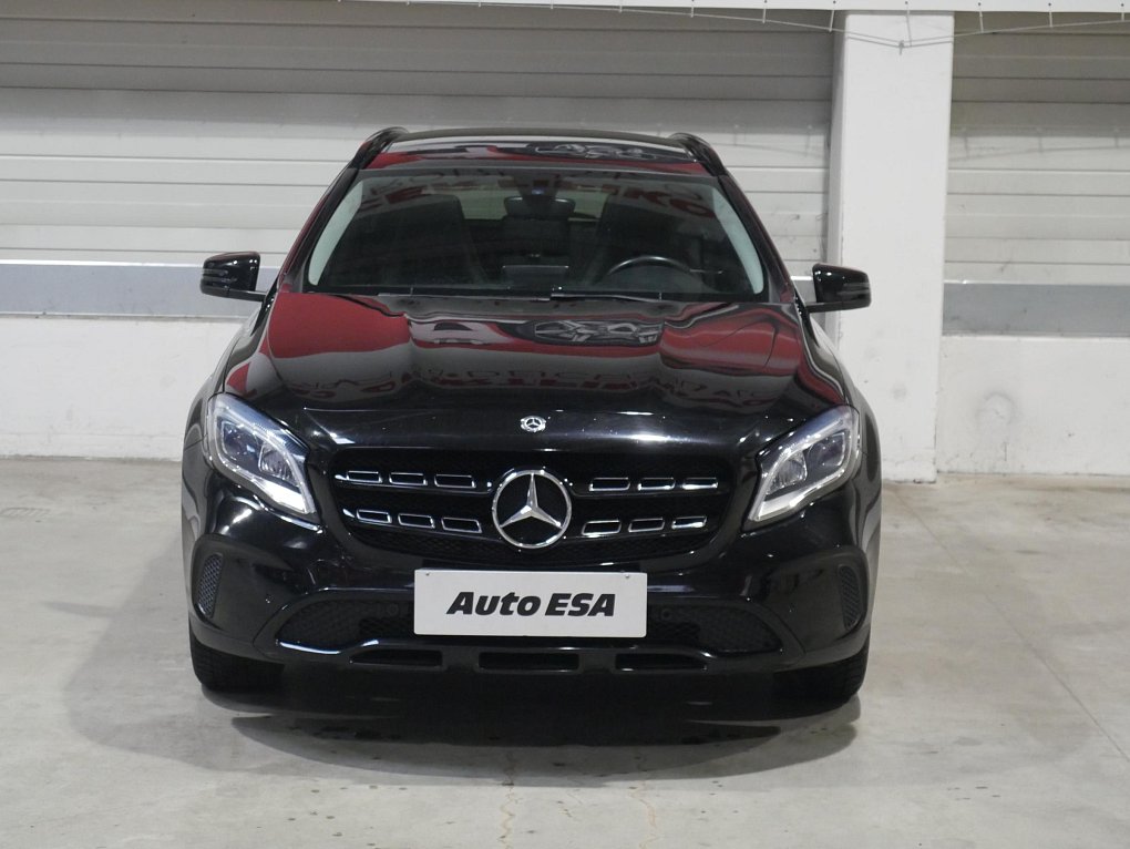 Mercedes-Benz GLA 2.2d  GLA200d