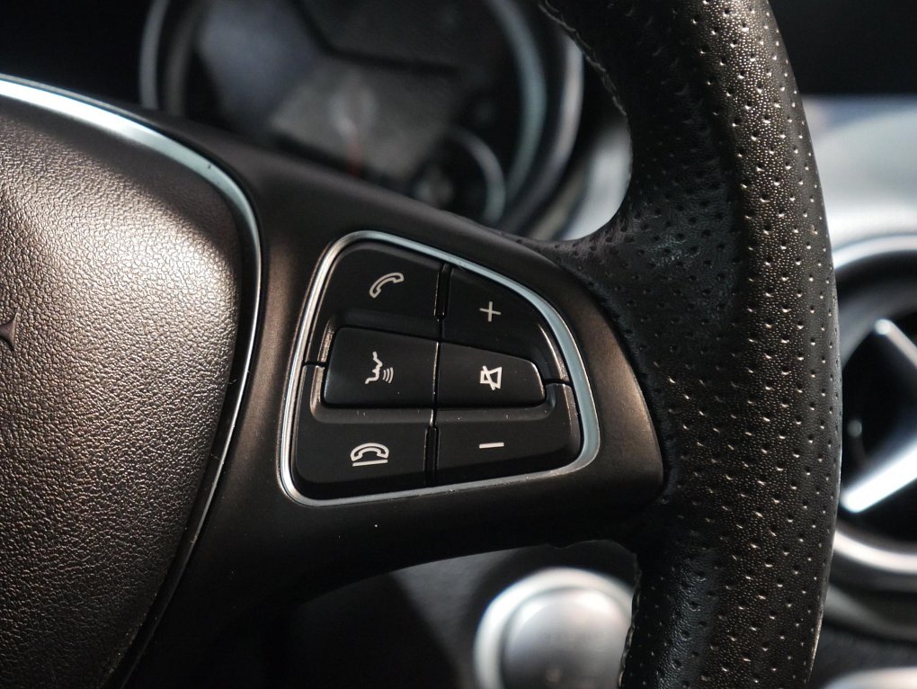 Mercedes-Benz GLA 2.2d  GLA200d