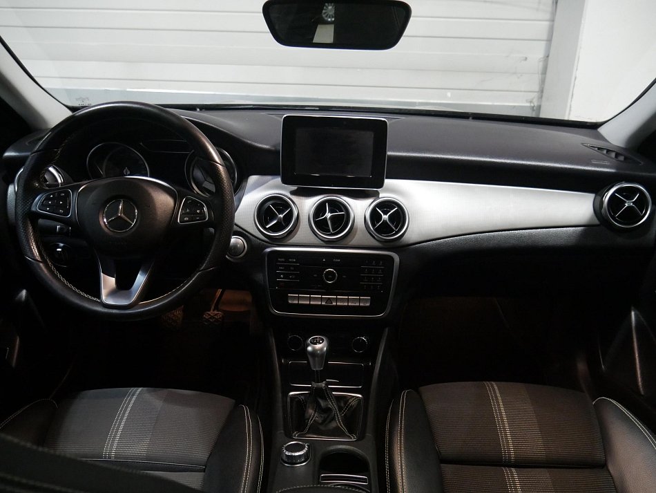 Mercedes-Benz GLA 2.2d  GLA200d