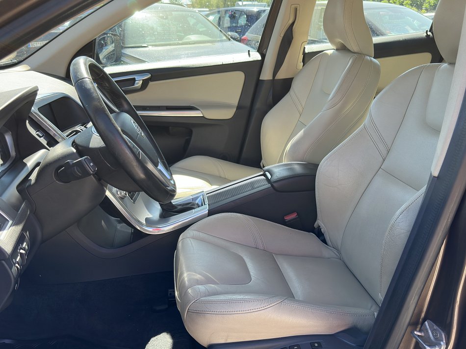Volvo XC60 2.4 D  4WD
