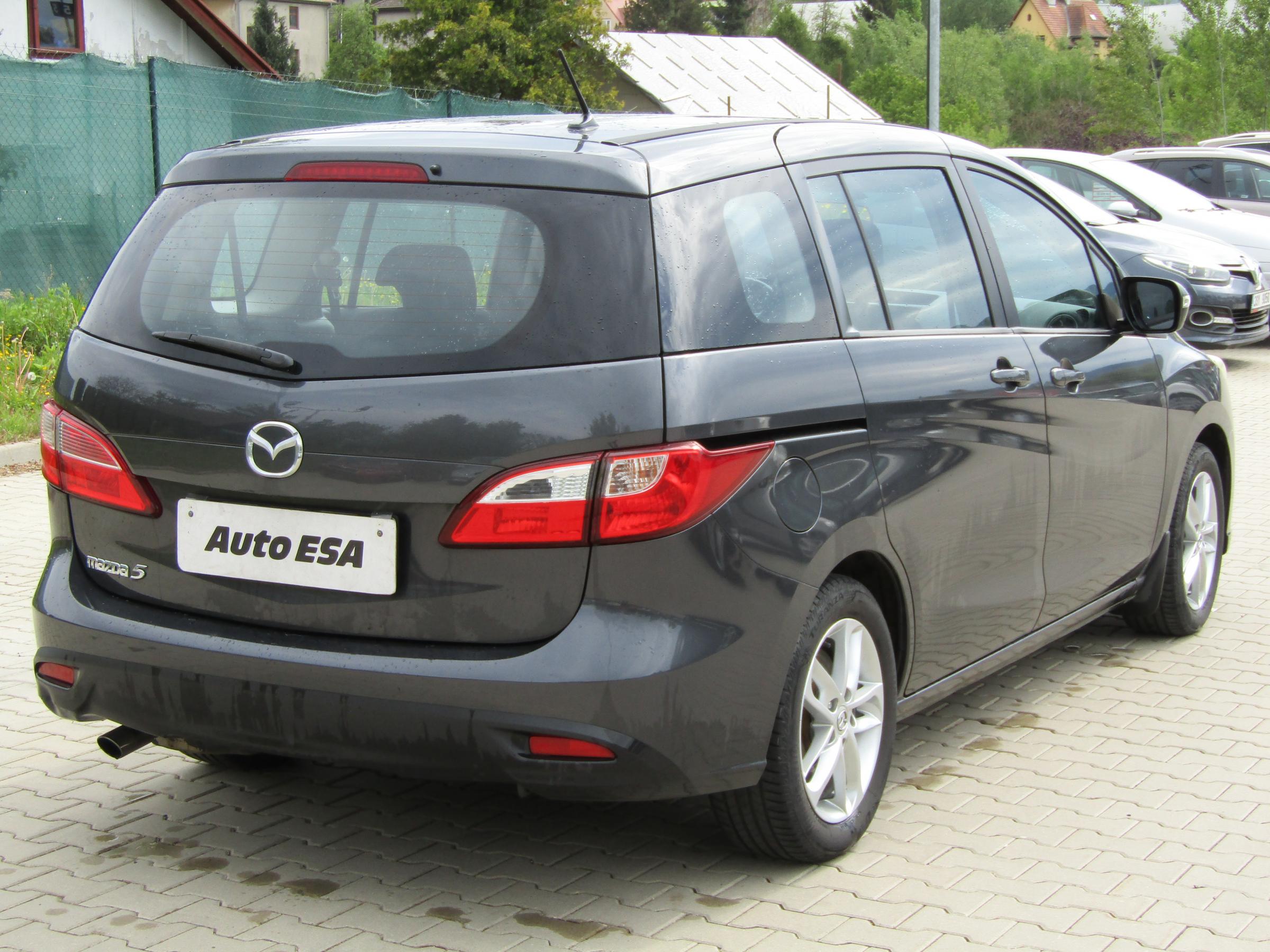 Mazda 5, 2013 - pohled č. 4