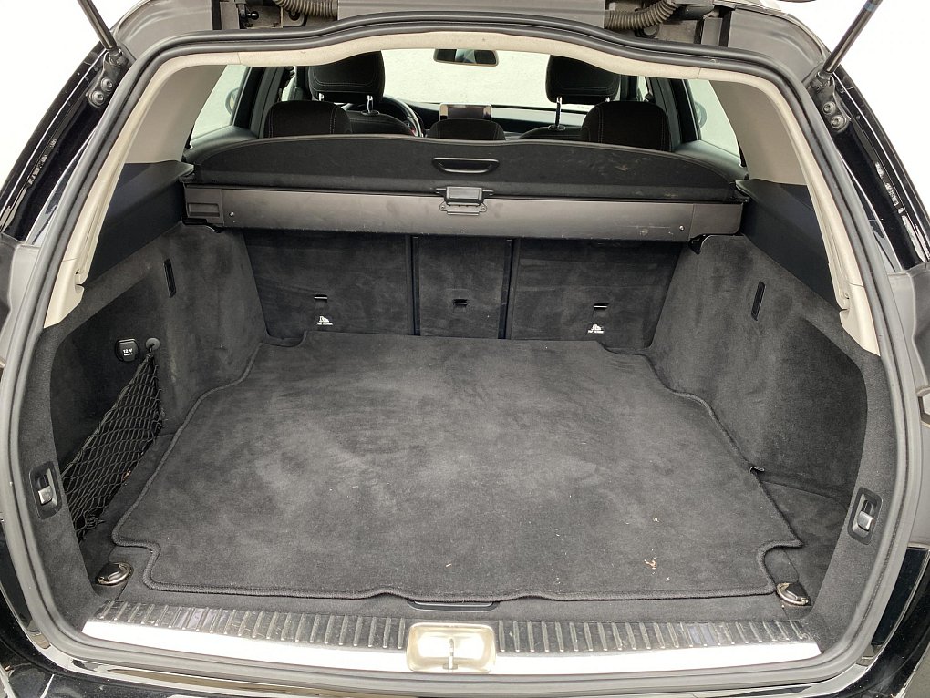 Mercedes-Benz Třída C 2.2CDi  C220