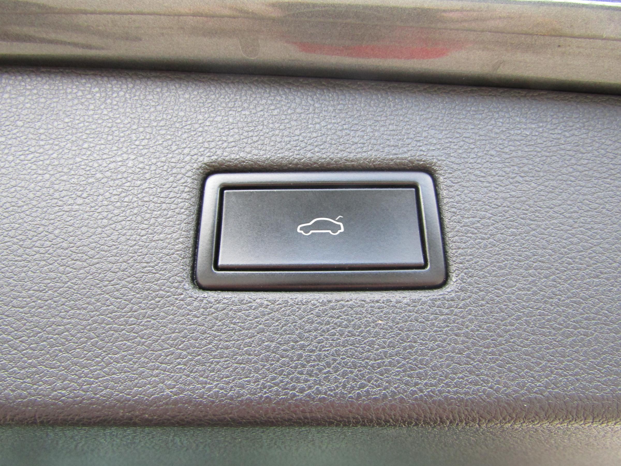 Volkswagen Tiguan, 2016 - pohled č. 18