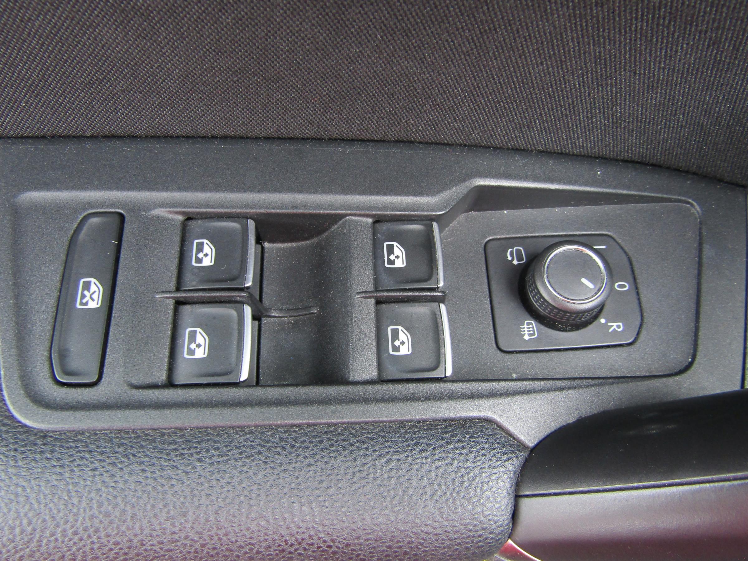 Volkswagen Tiguan, 2016 - pohled č. 19