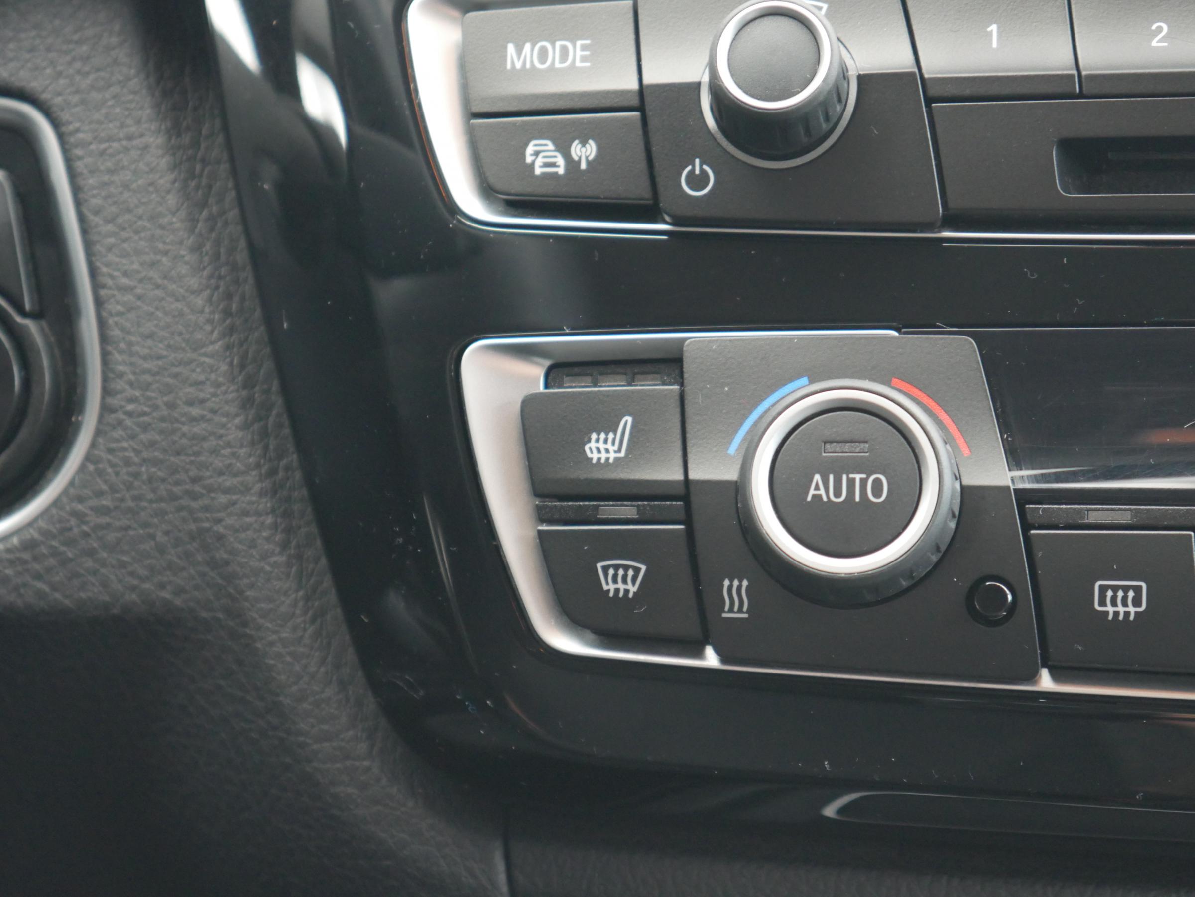 BMW Řada 3, 2016 - pohled č. 16