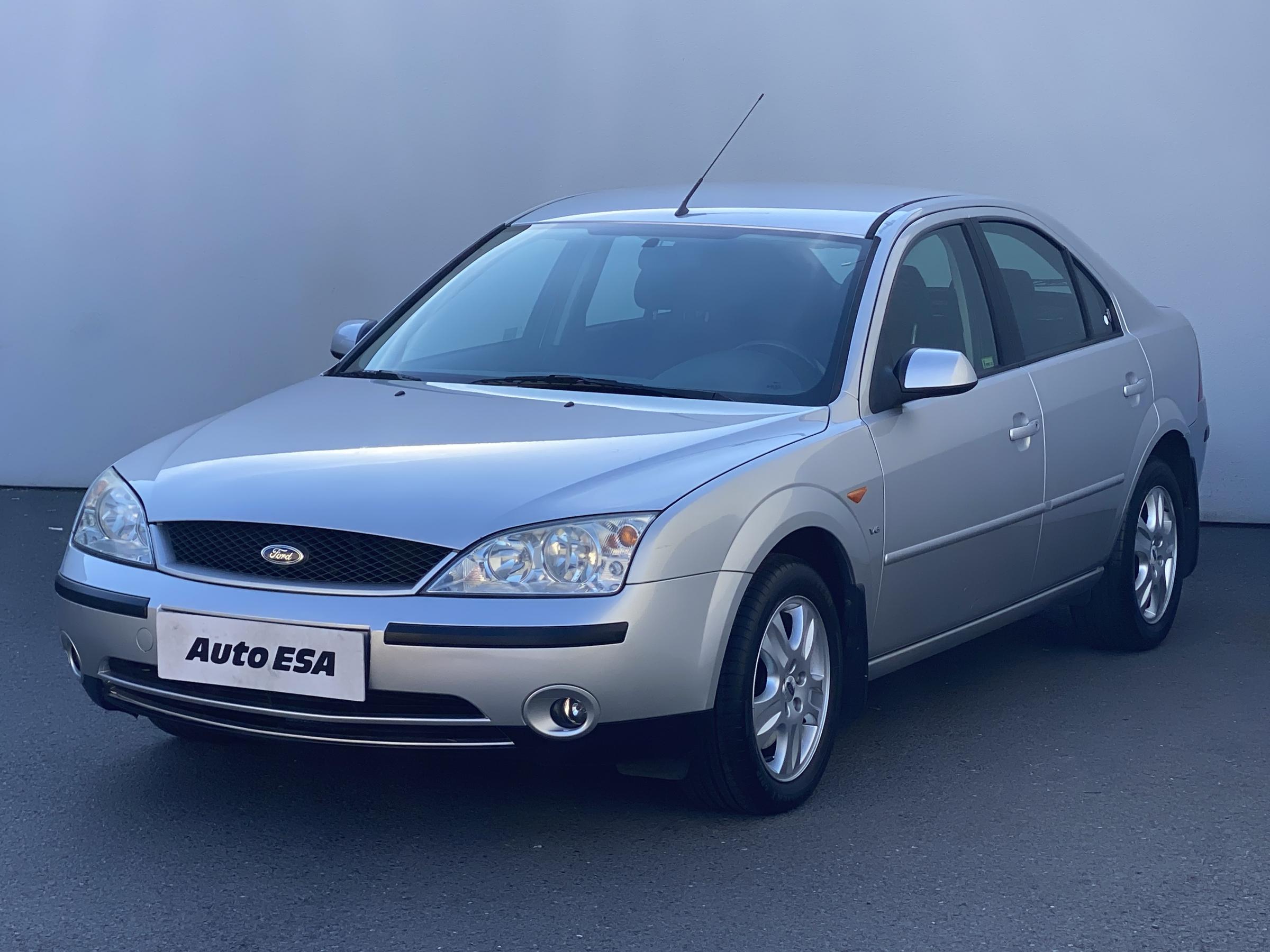 Ford Mondeo, 2002 - pohled č. 3