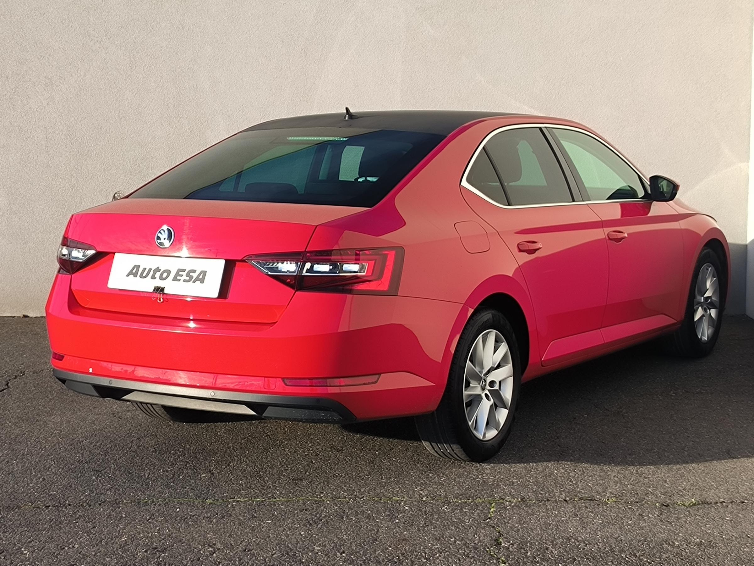 Škoda Superb III, 2016 - pohled č. 4