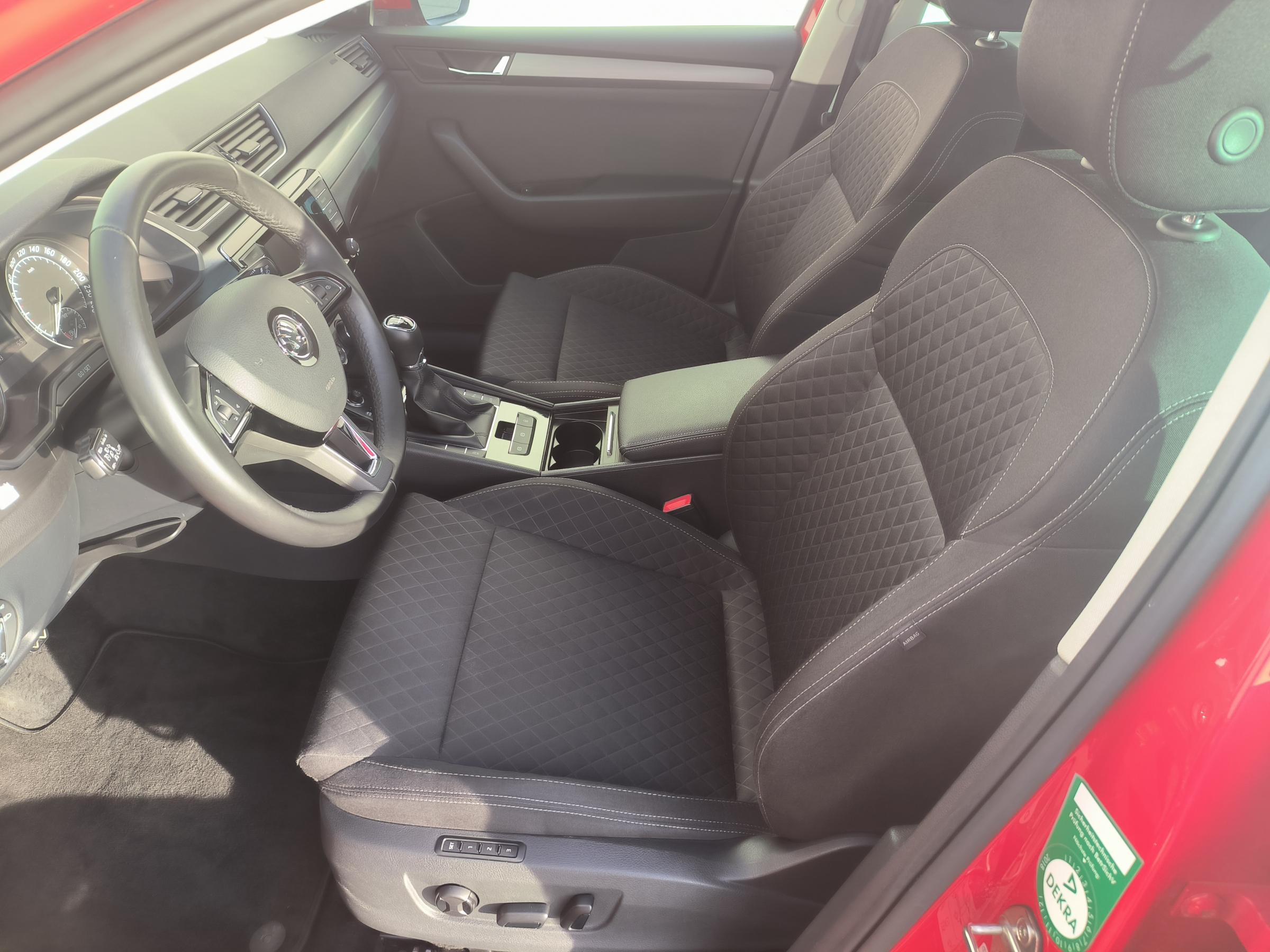 Škoda Superb III, 2016 - pohled č. 9