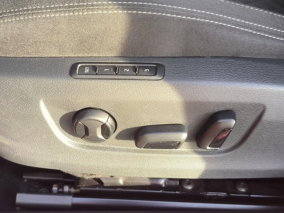 Škoda Superb III 2.0 TDi Style