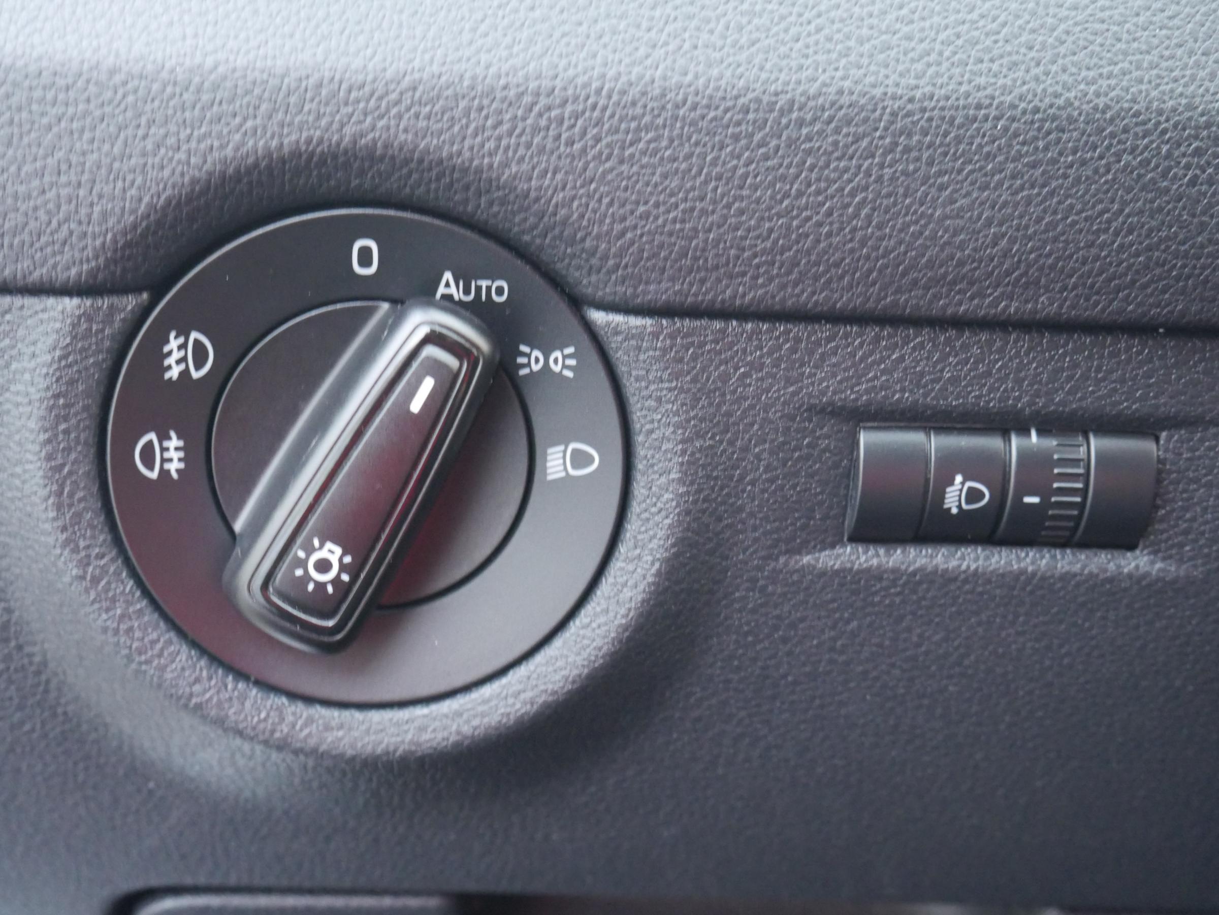 Škoda Octavia III, 2016 - pohled č. 20