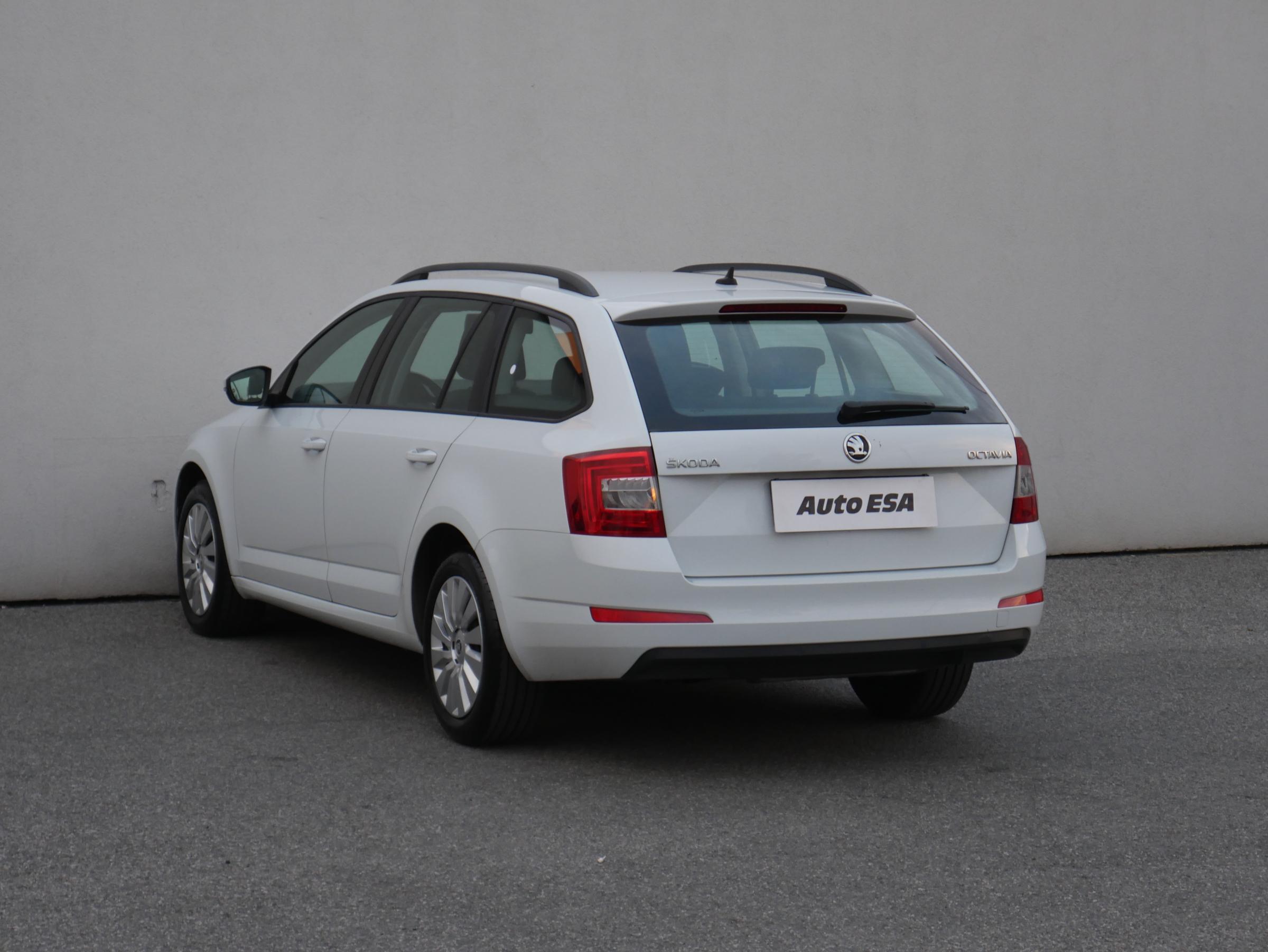 Škoda Octavia III, 2016 - pohled č. 4