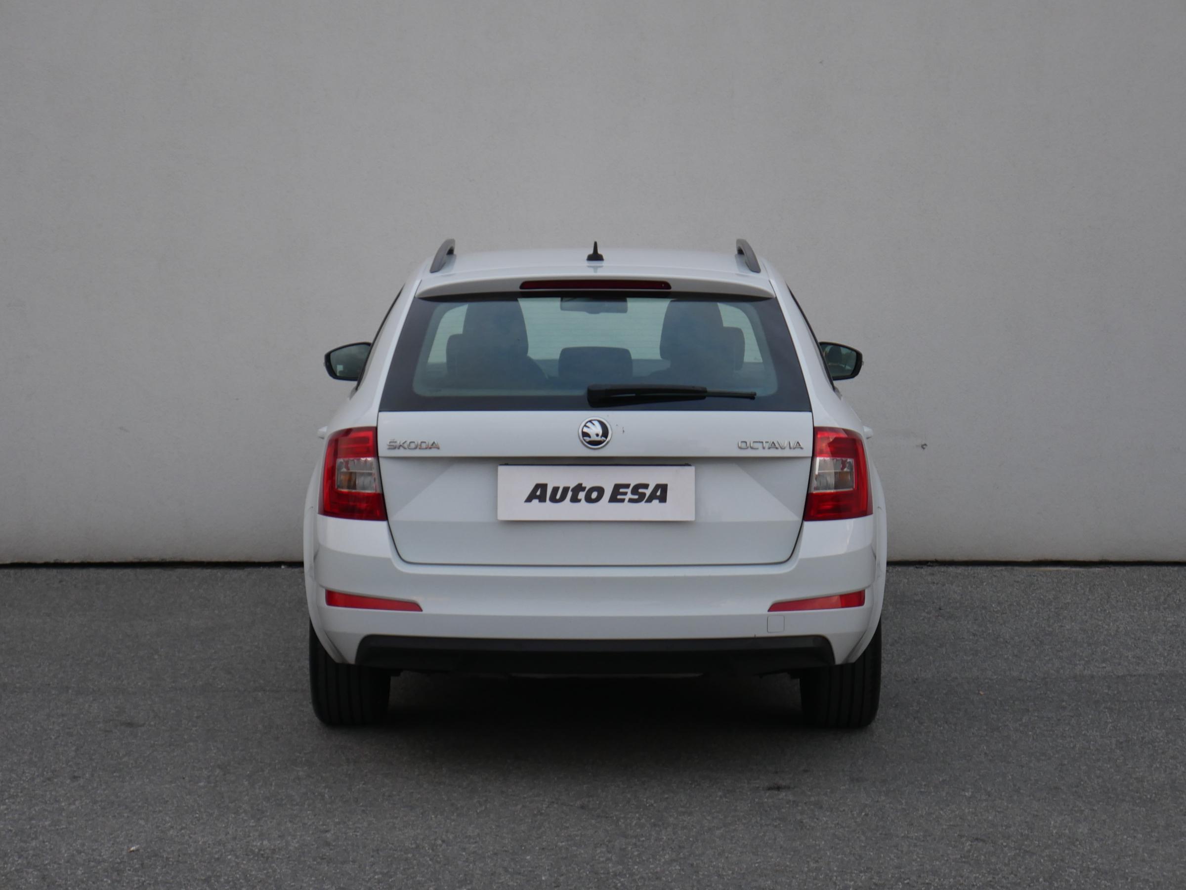 Škoda Octavia III, 2016 - pohled č. 5