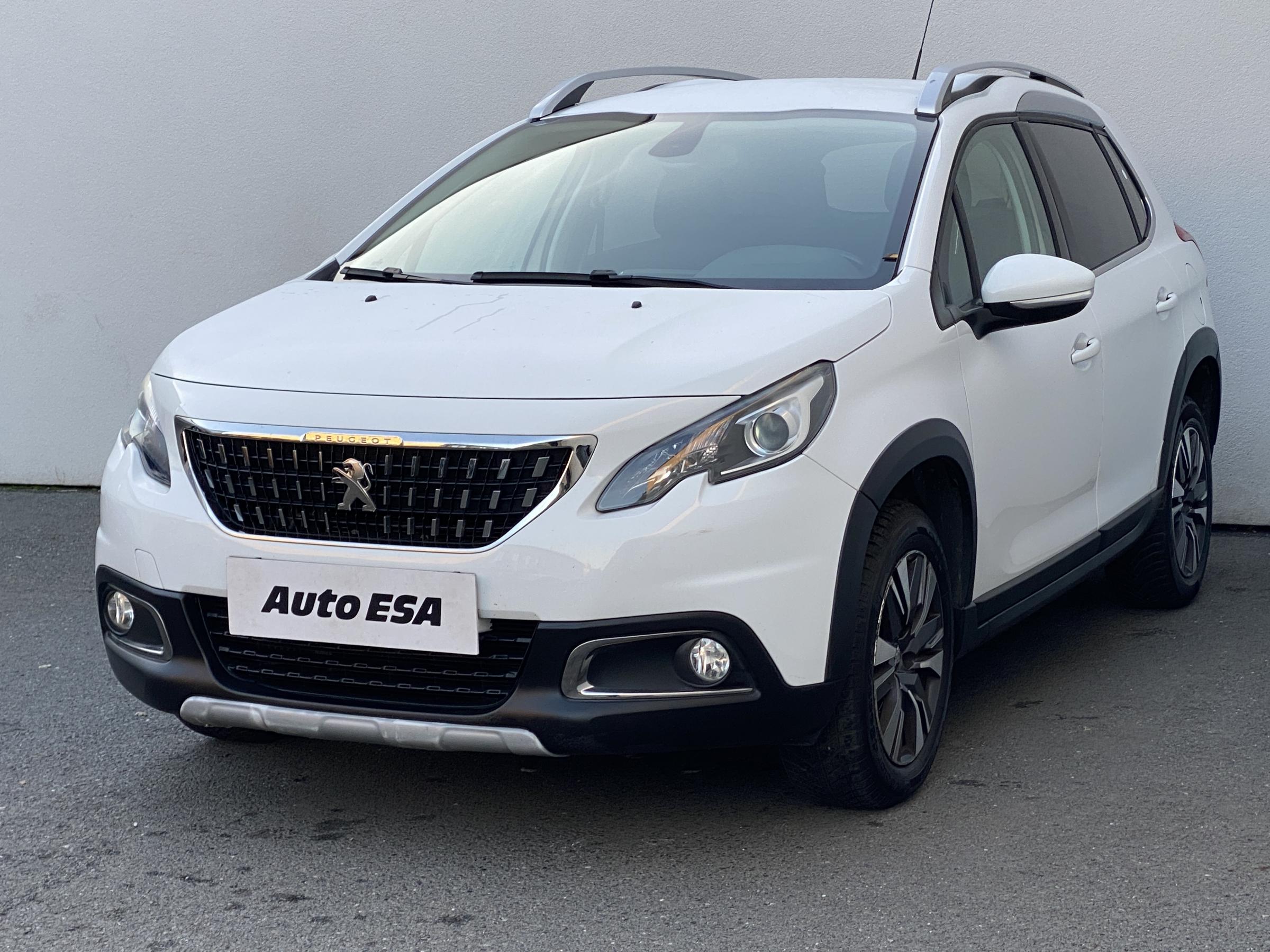 Peugeot 2008, 2018 - pohled č. 3