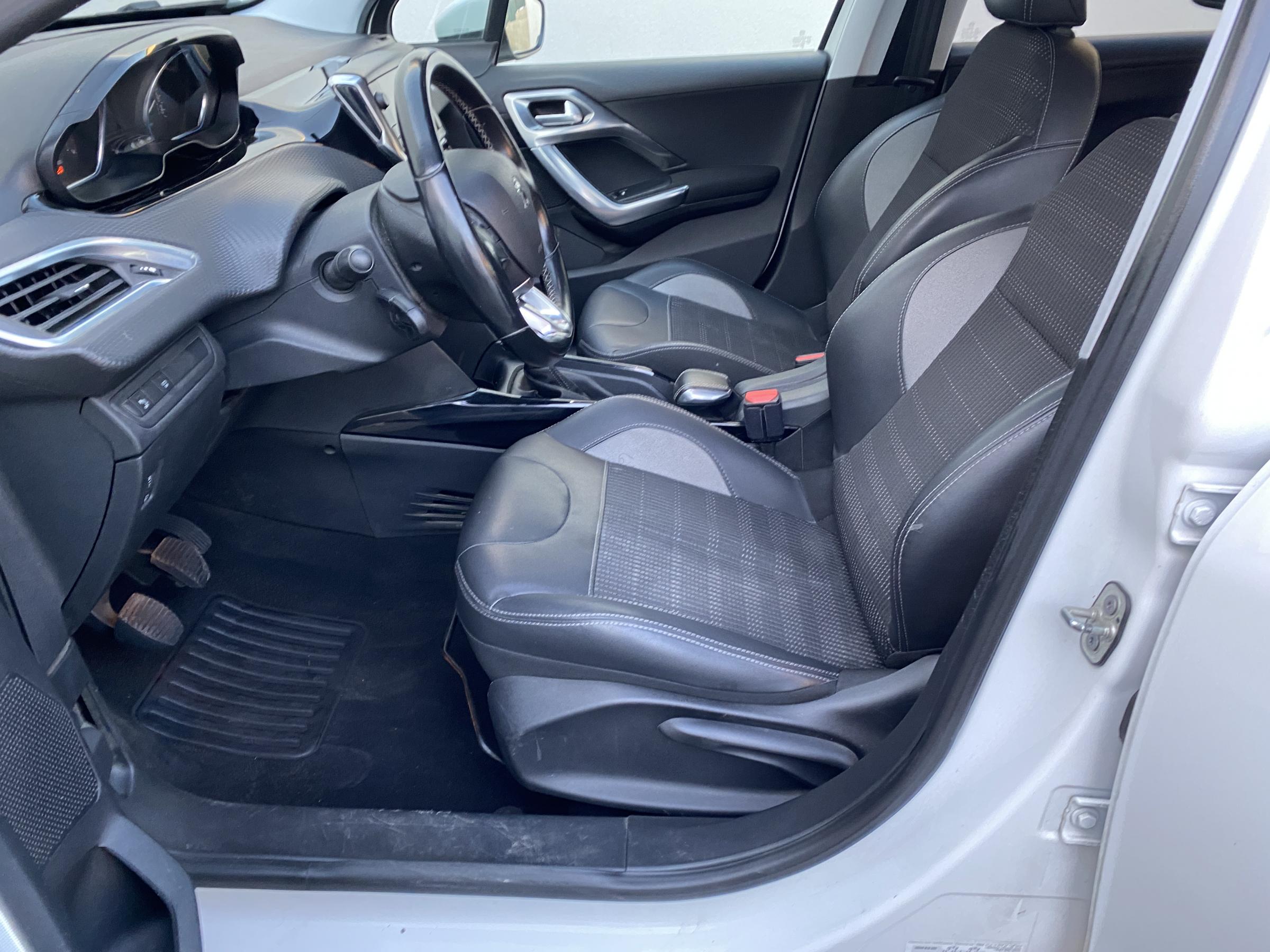 Peugeot 2008, 2018 - pohled č. 9