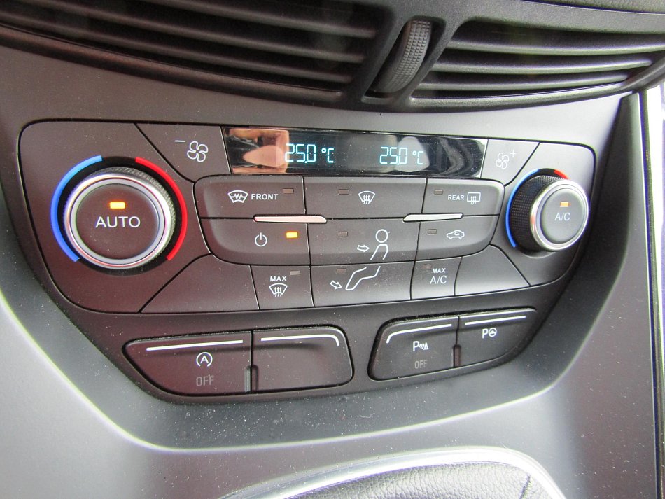 Ford Kuga 2.0 TDCi ST-Line