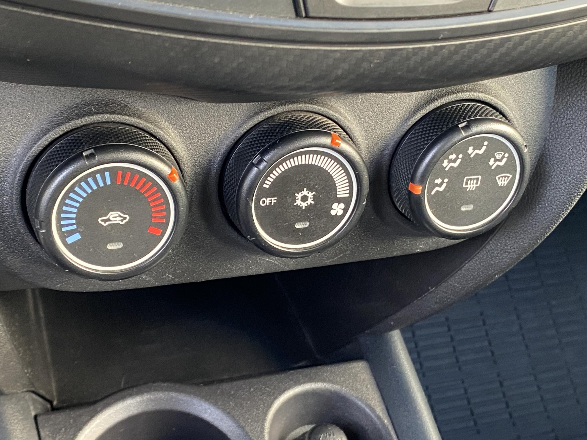 Mitsubishi ASX, 2015 - pohled č. 14