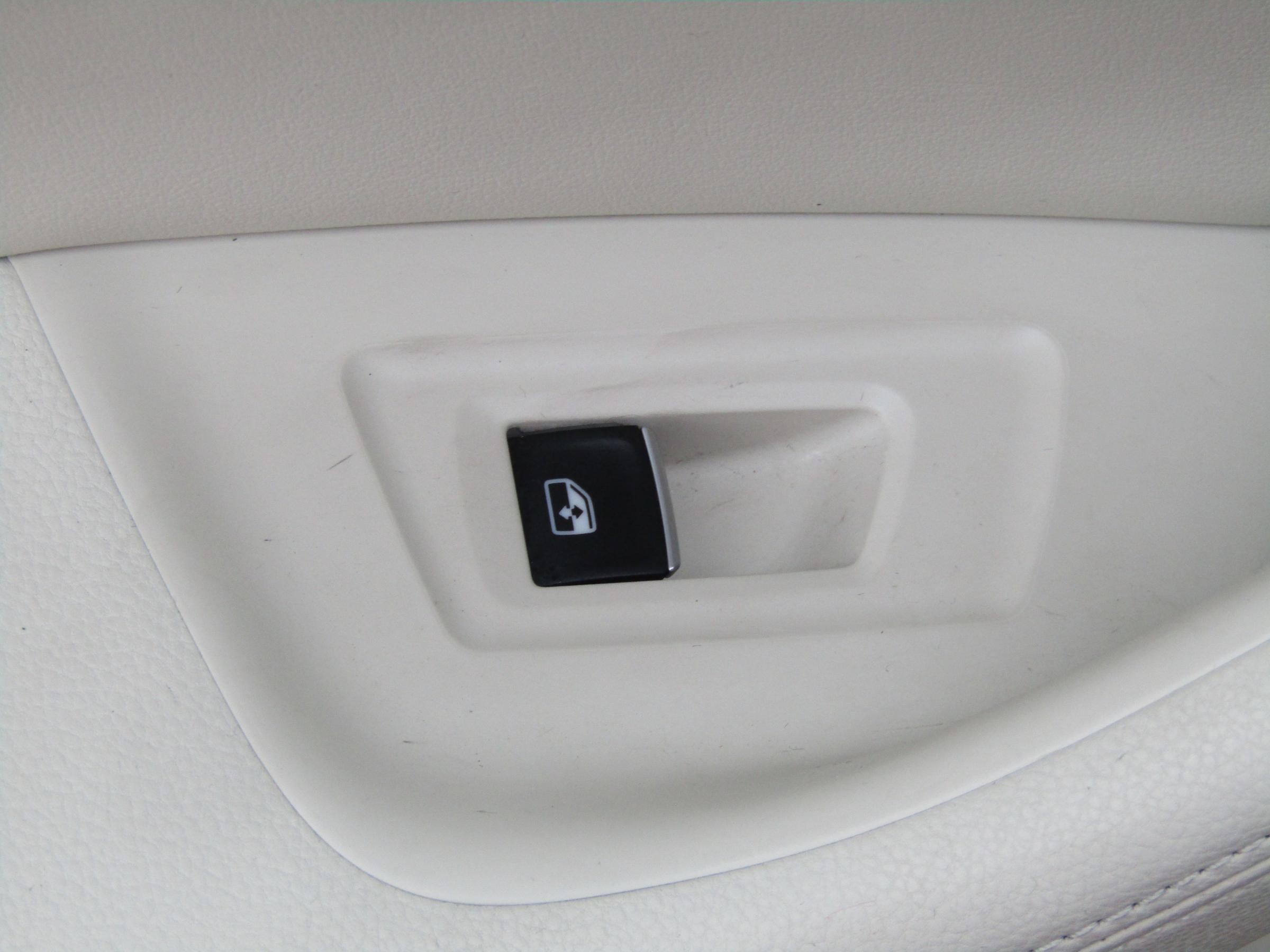 Volkswagen Passat, 2015 - pohled č. 12