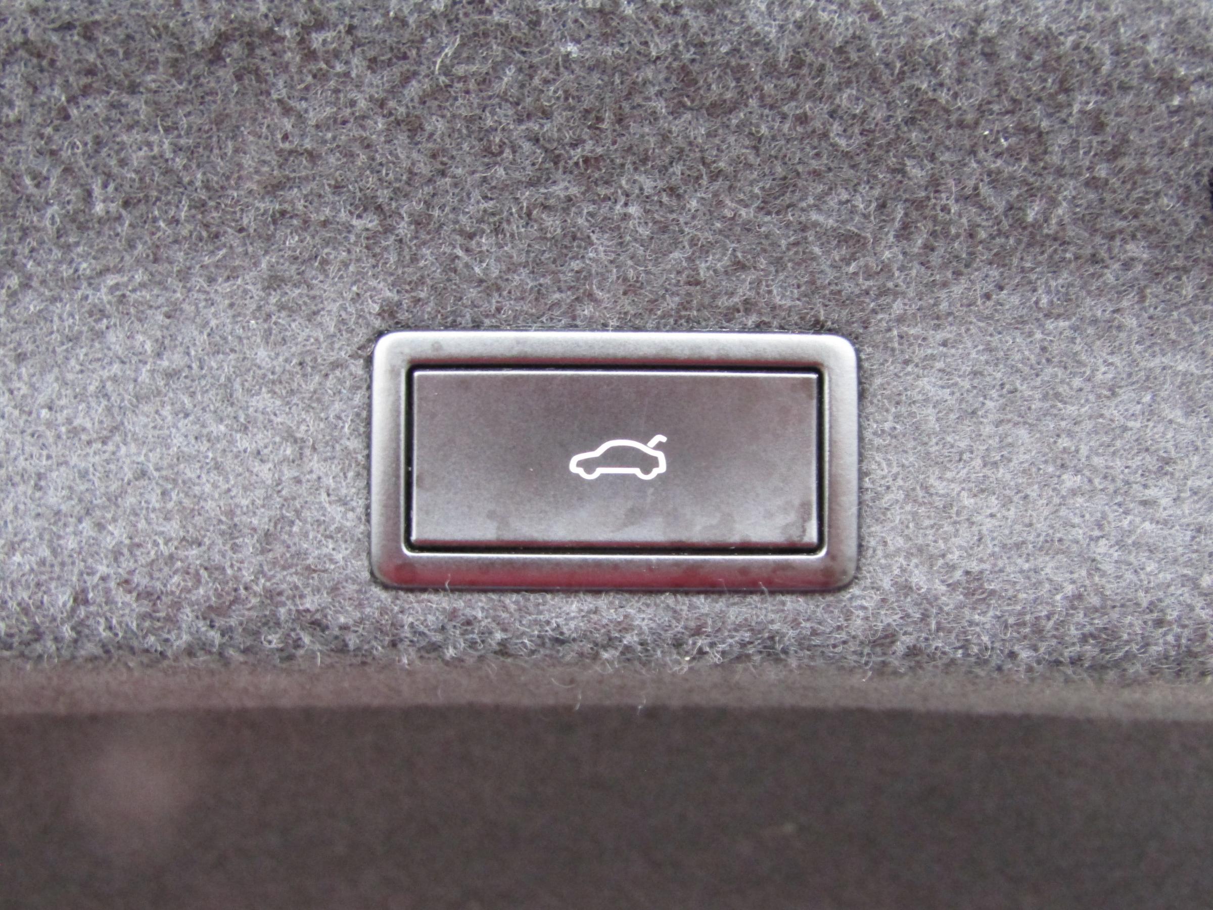 Volkswagen Passat, 2015 - pohled č. 20