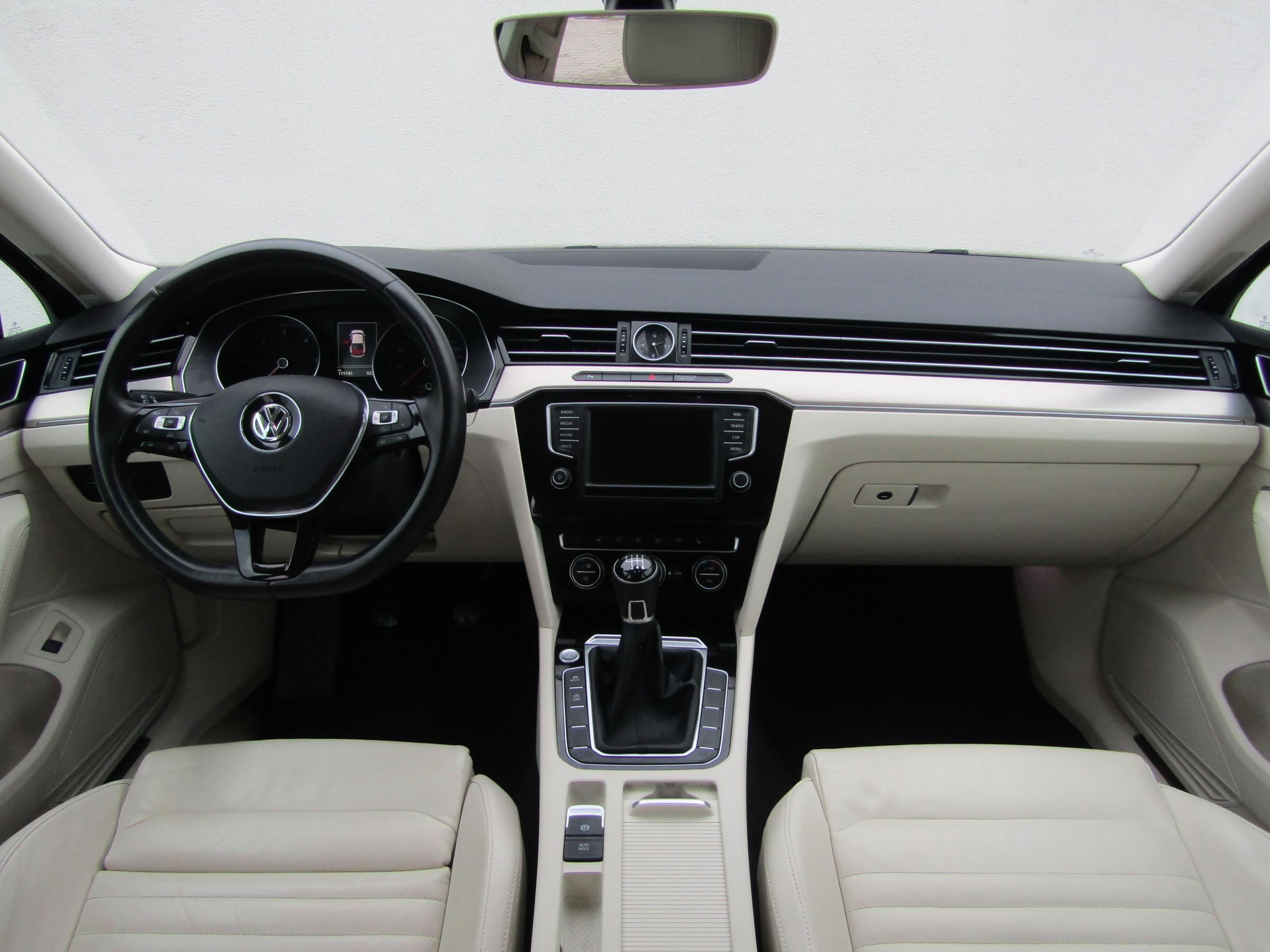 Volkswagen Passat, 2015 - pohled č. 8