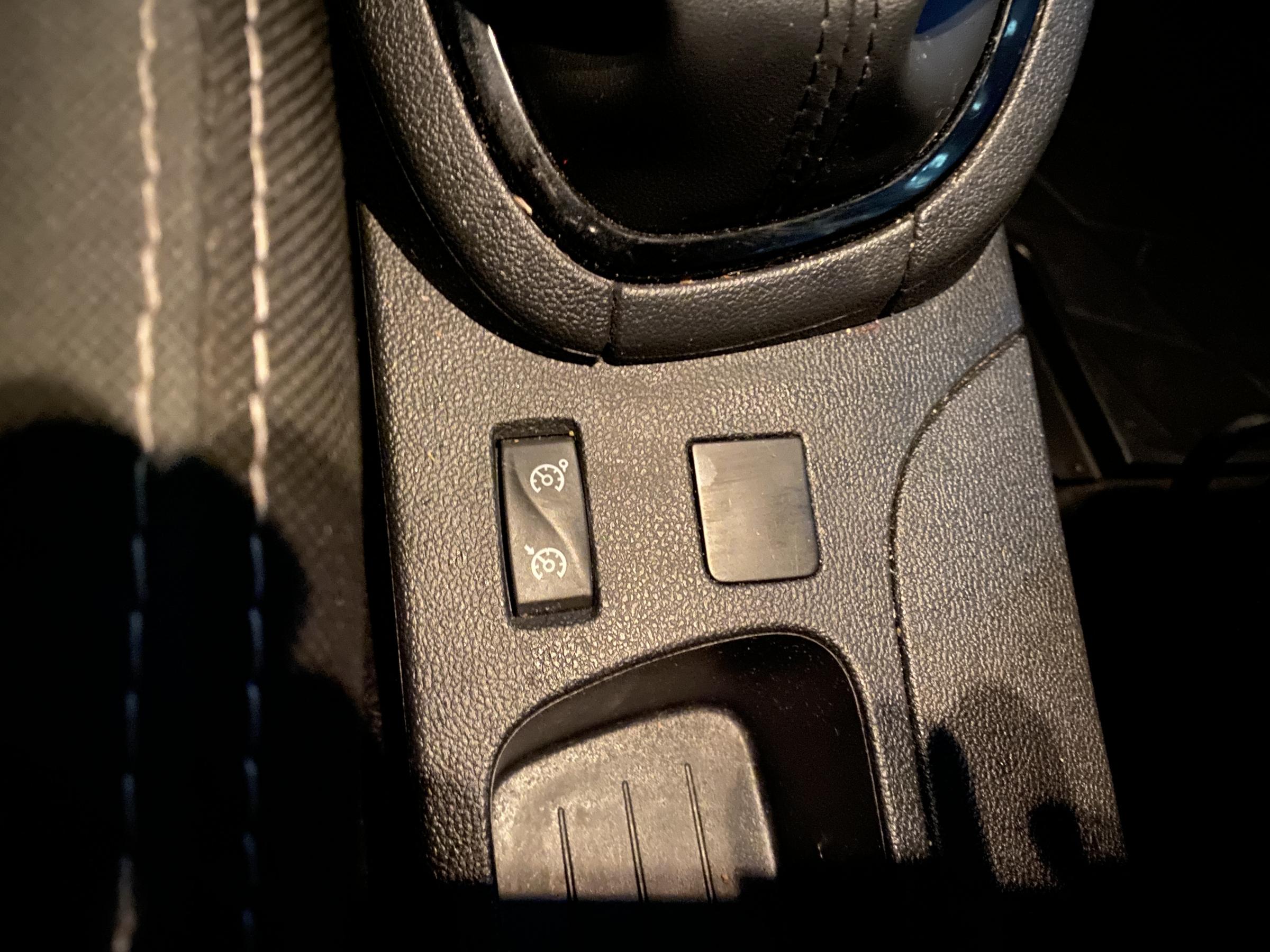 Renault Clio, 2017 - pohled č. 14