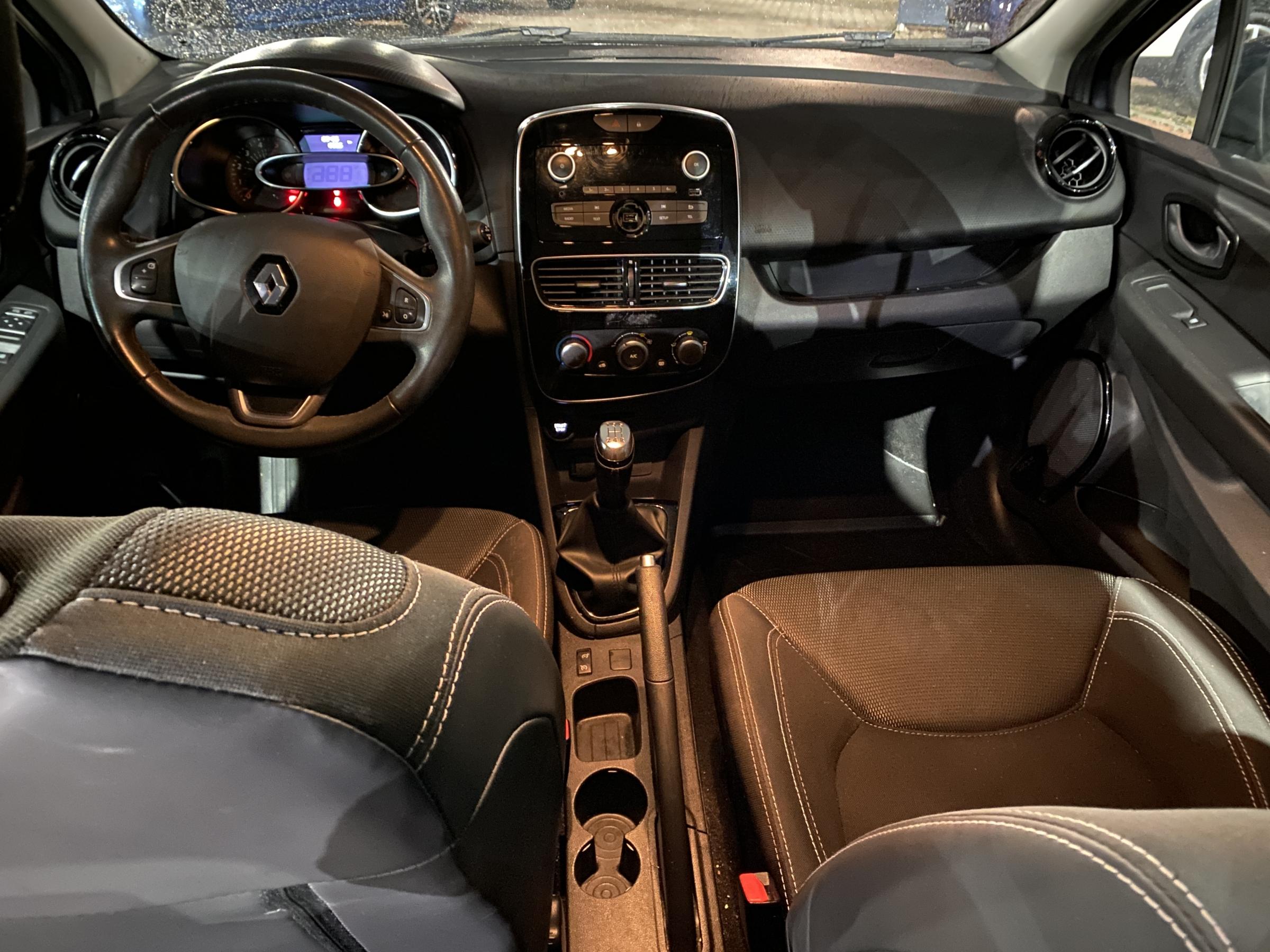 Renault Clio, 2017 - pohled č. 8