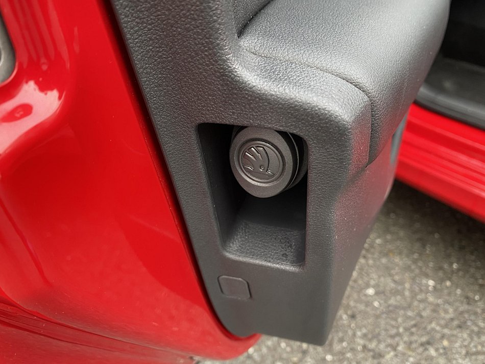 Škoda Octavia IV 1.5 TSi Ambition