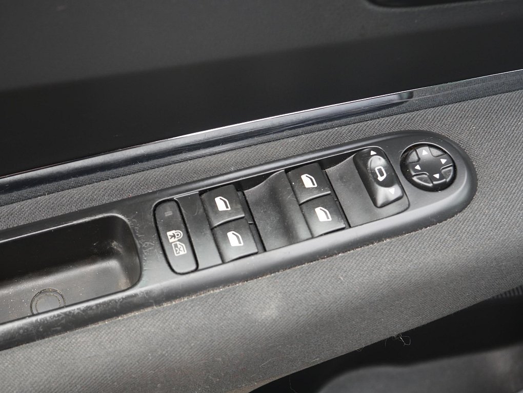 Peugeot 3008 1.6 HDi 