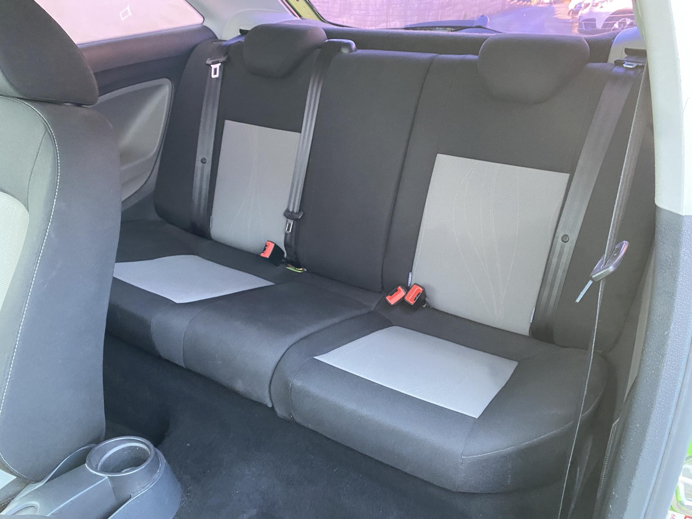 Seat Ibiza, 2014 - pohled č. 10