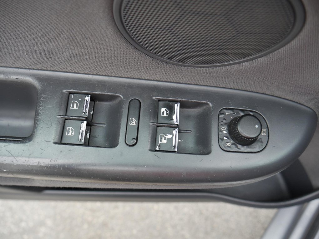 Volkswagen Golf 1.4i 