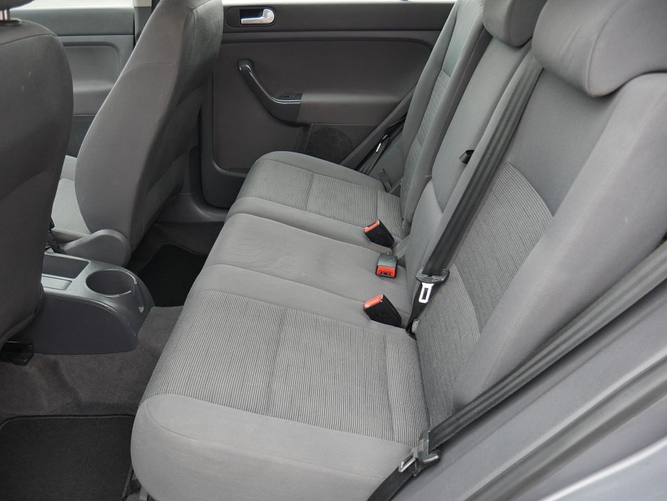 Volkswagen Golf 1.4i 
