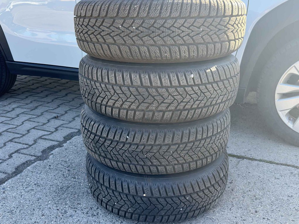 Volkswagen Golf 1.4 TSi Highline VII