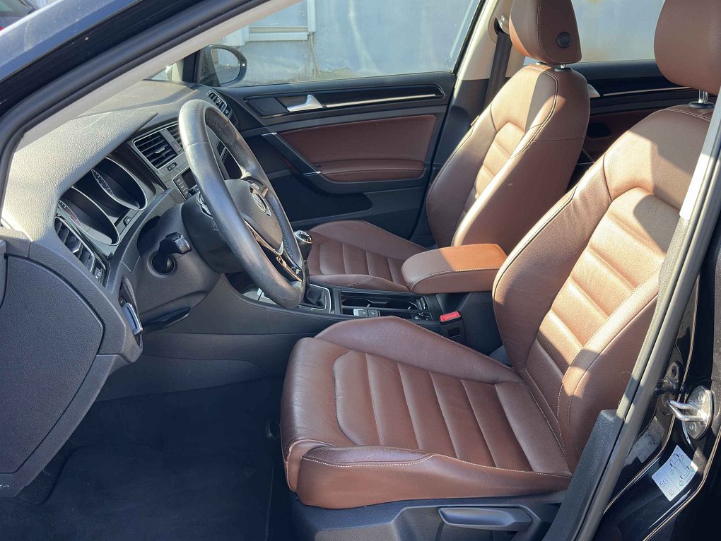 Volkswagen Golf 1.4 TSi Highline VII