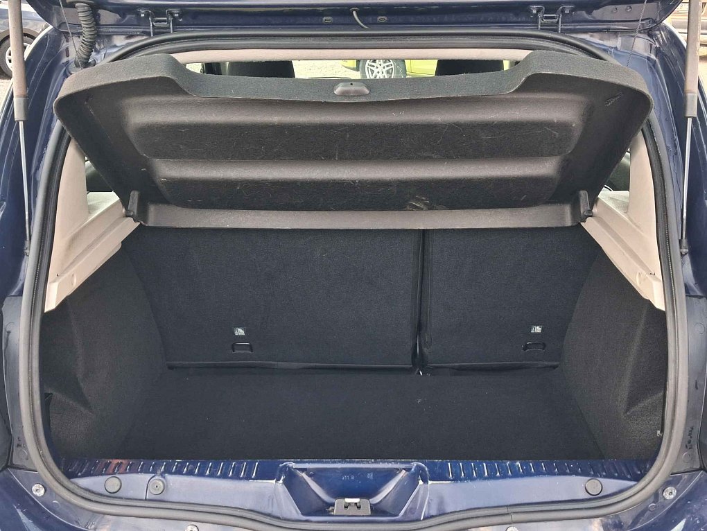 Dacia Sandero 1.2i 
