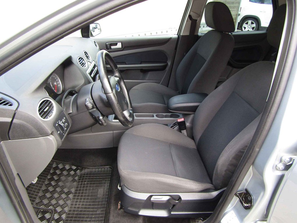 Ford Focus 1.6 Ti-VCT 